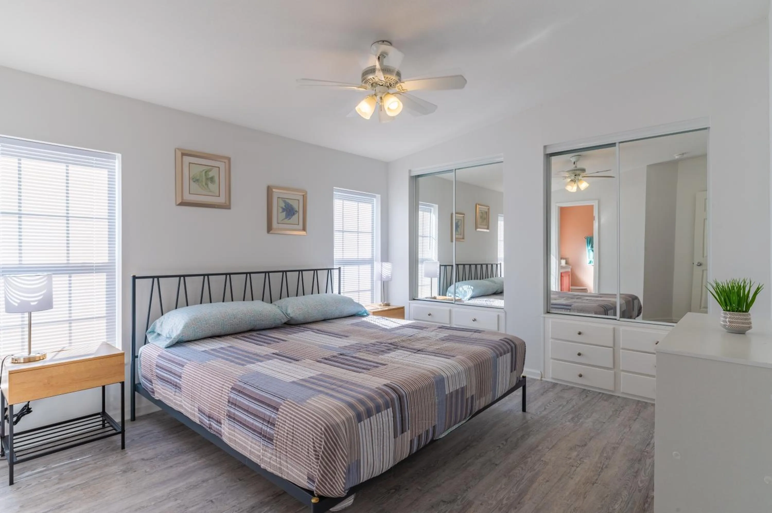 Bed in Tiny House Siesta