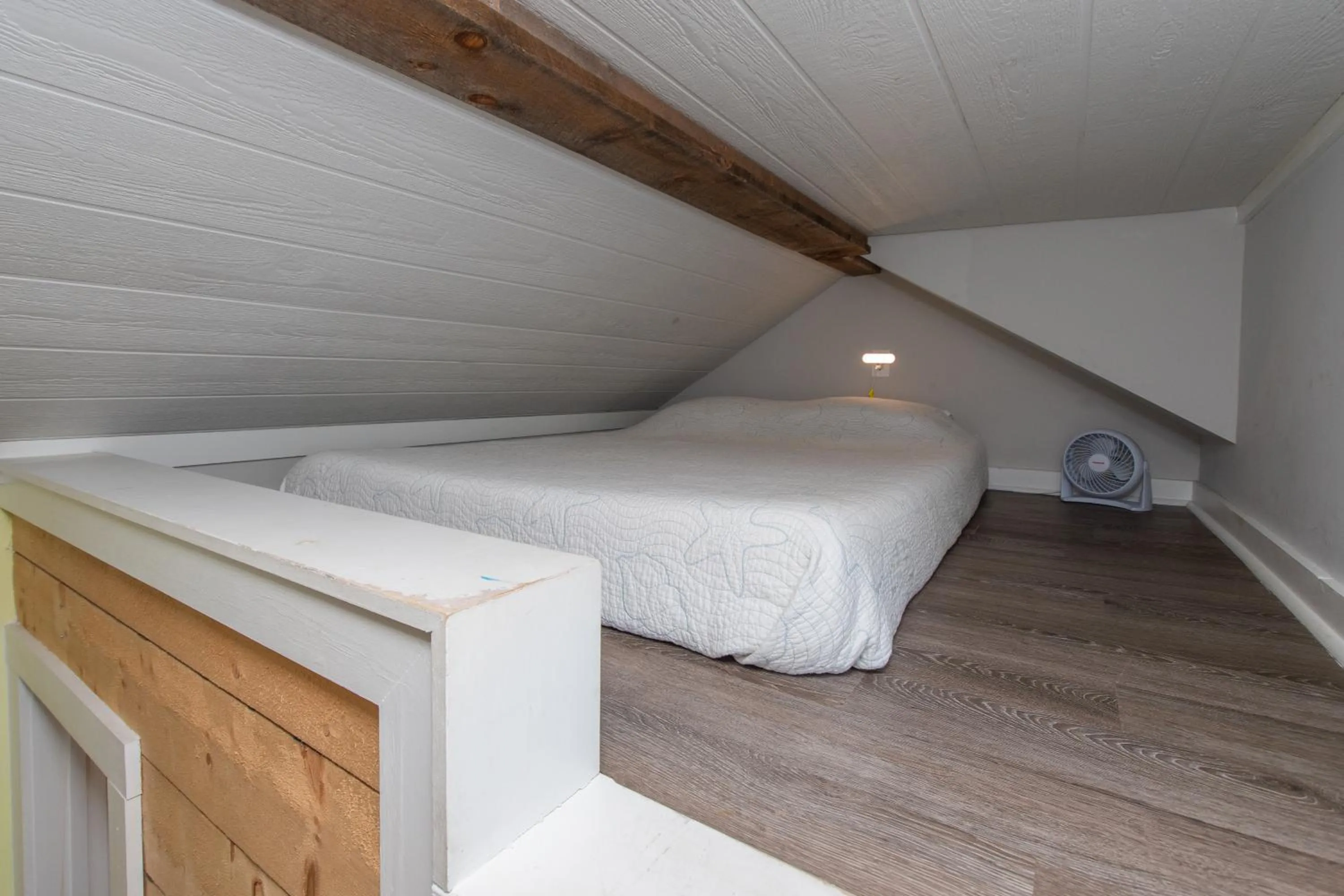 Bed in Tiny House Siesta