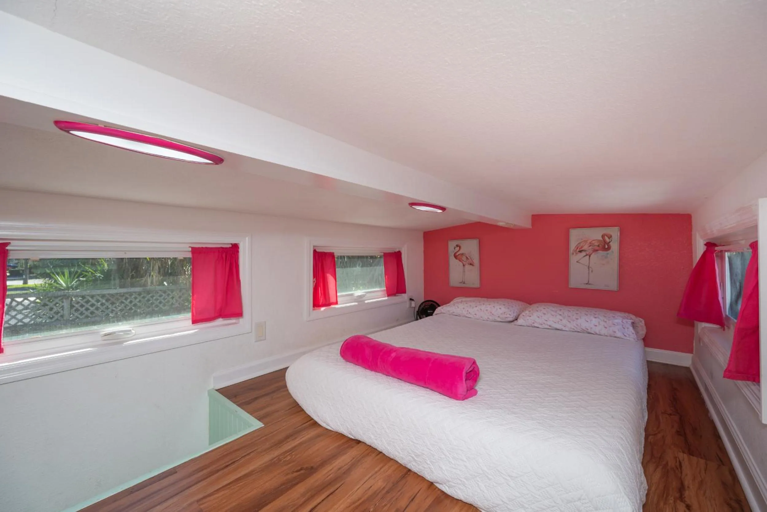 Bed in Tiny House Siesta