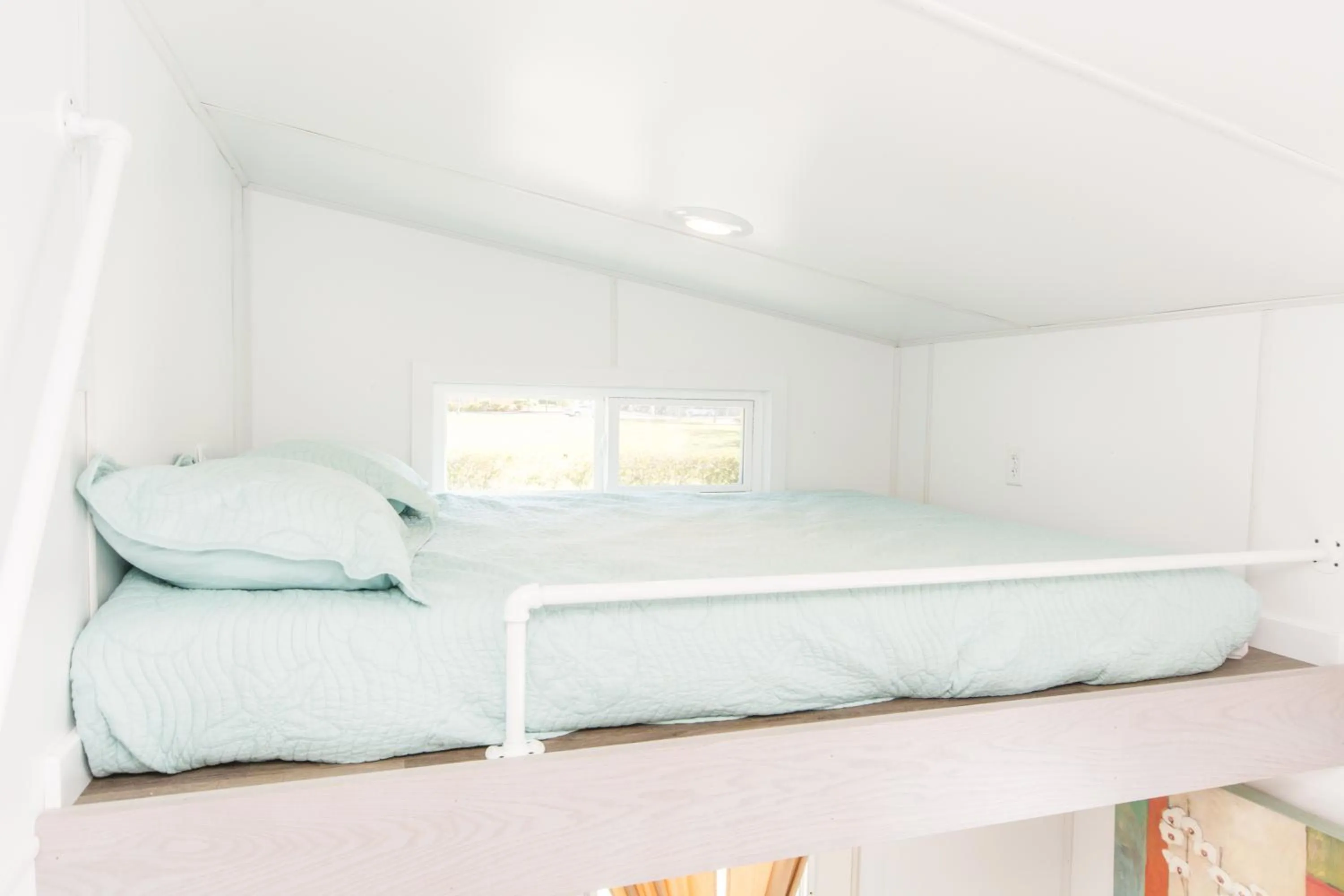 Bed in Tiny House Siesta