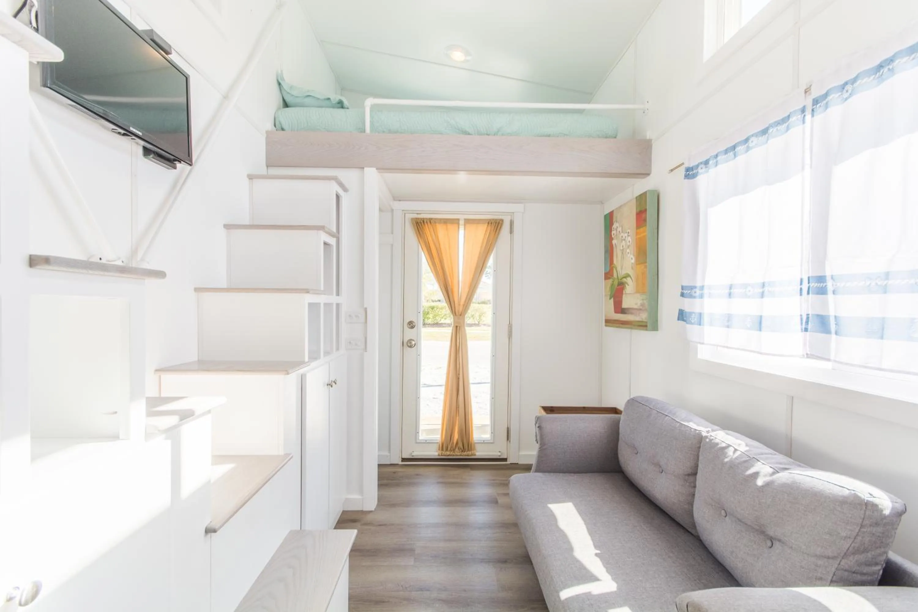 Bed in Tiny House Siesta