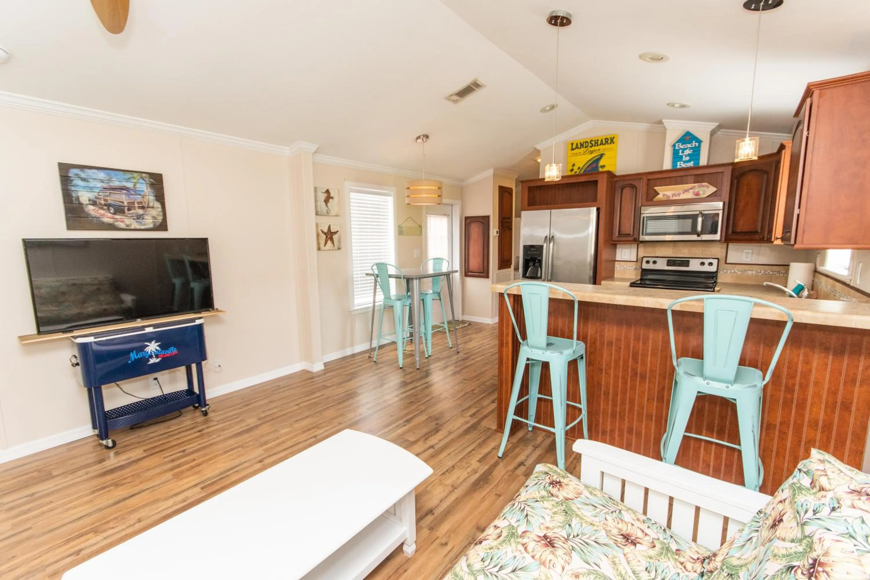 TV and multimedia in Tiny House Siesta