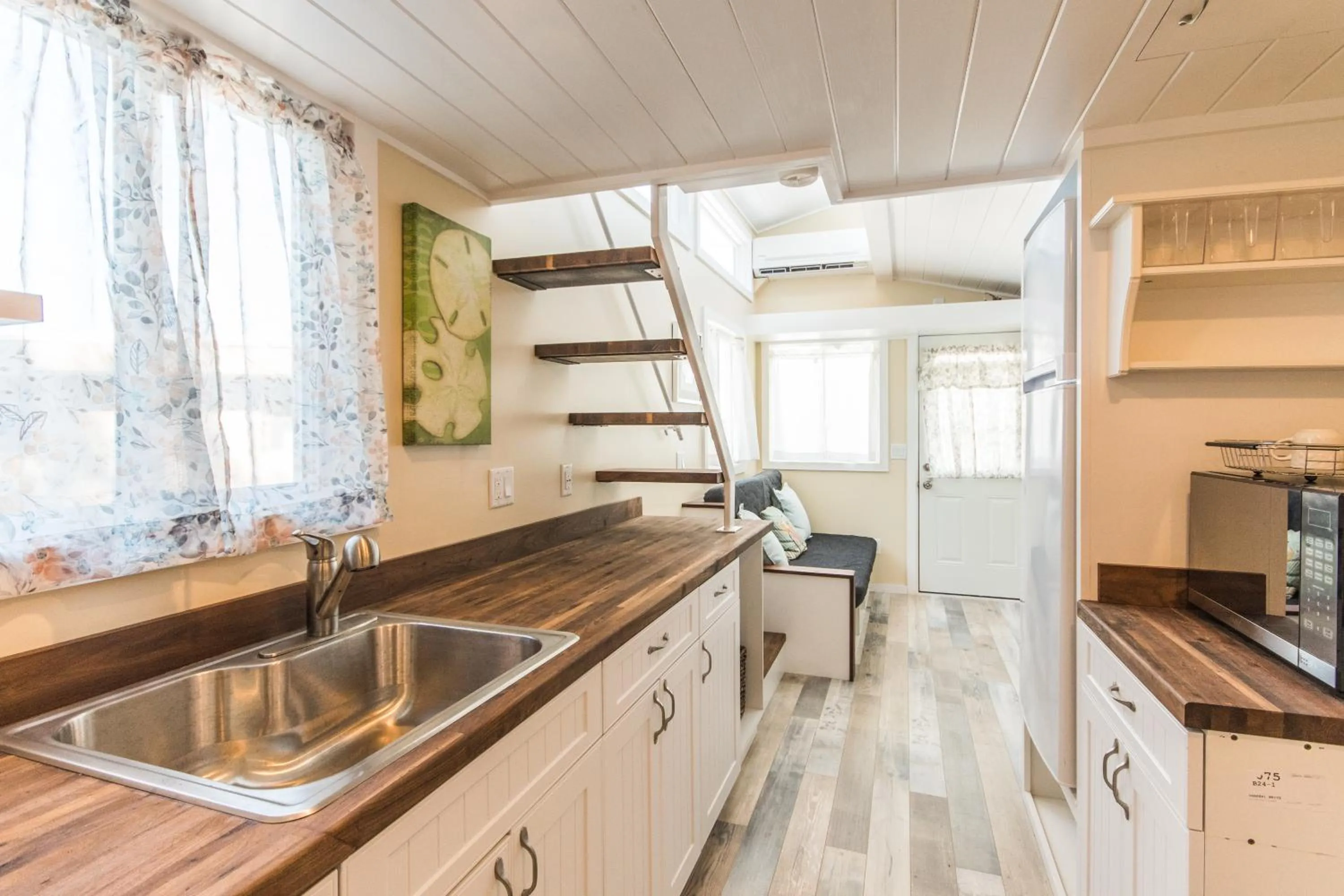Kitchen or kitchenette in Tiny House Siesta