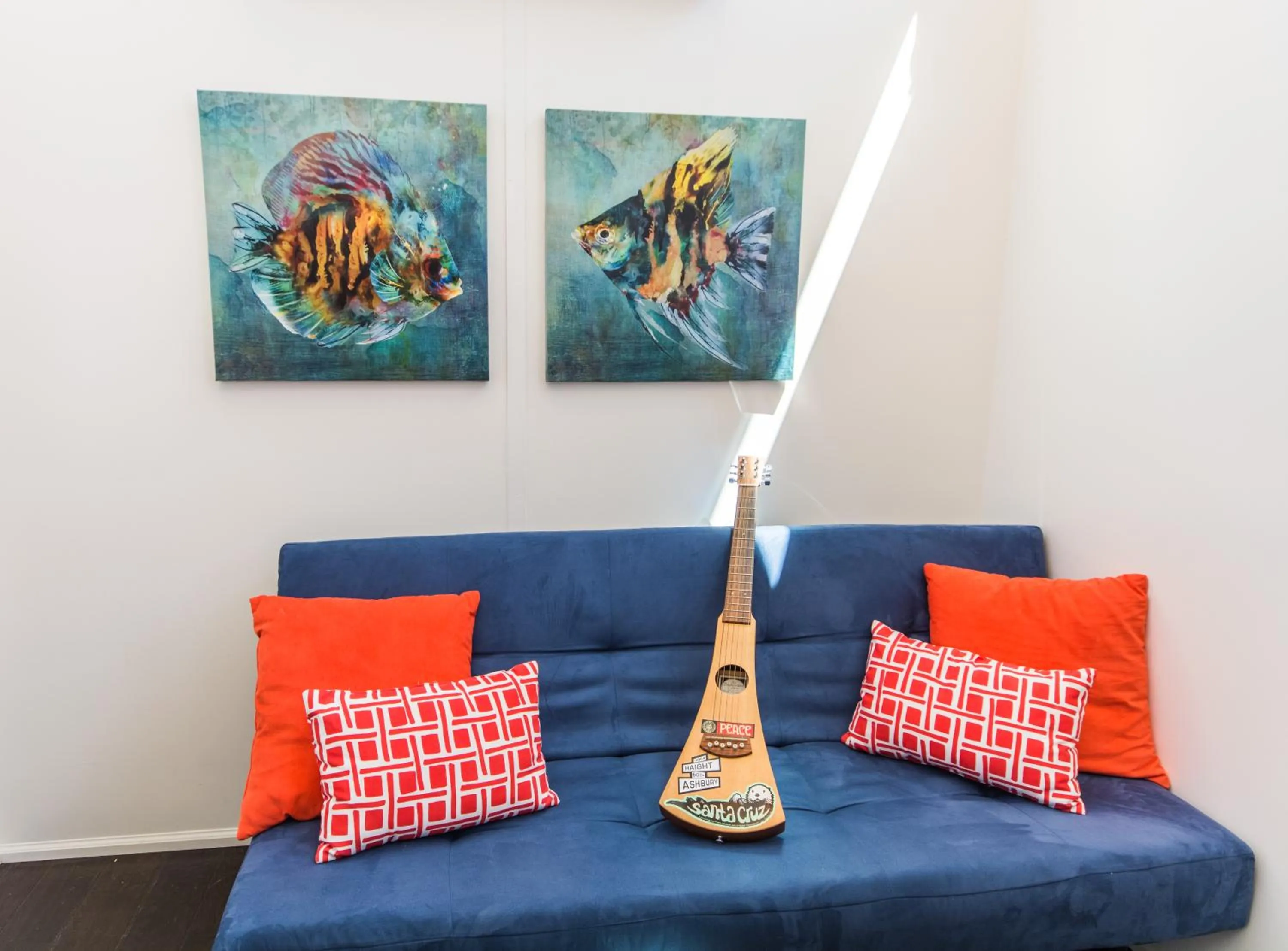 Seating area in Tiny House Siesta