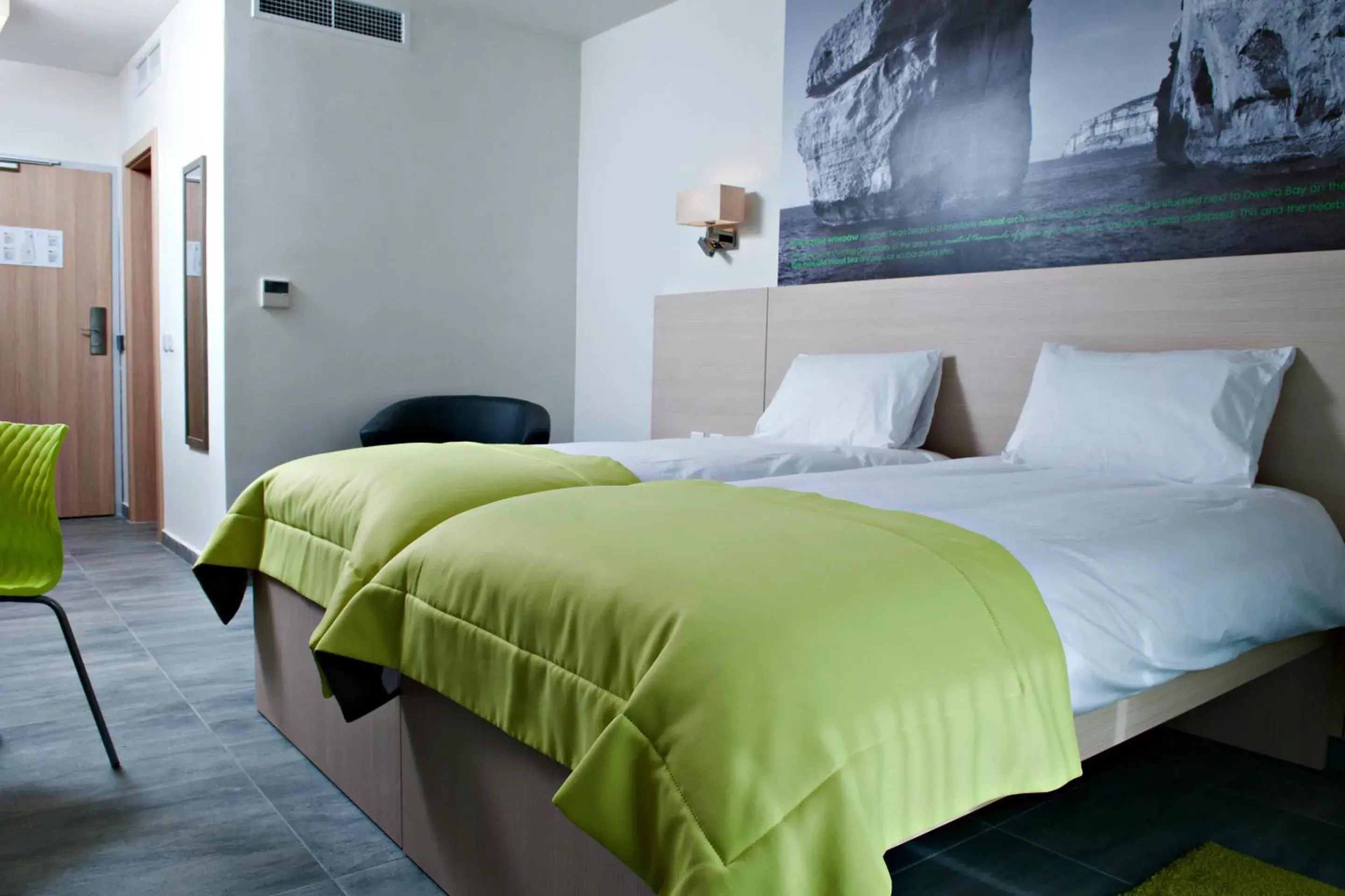 Bedroom, Bed in Hotel Santana Bedroom, Bed in Hotel Santana