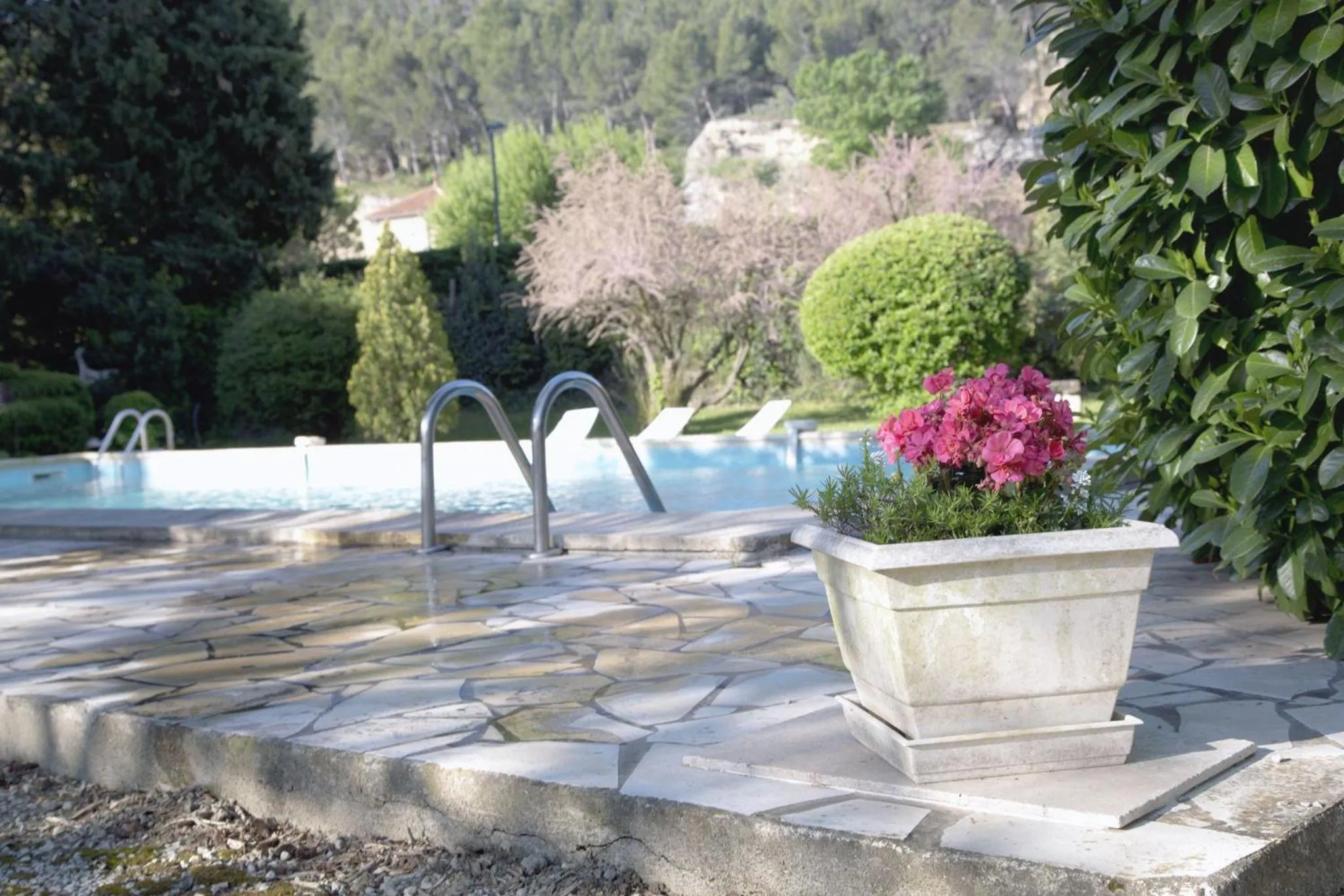 Day in Logis Hôtel Castel Mouisson