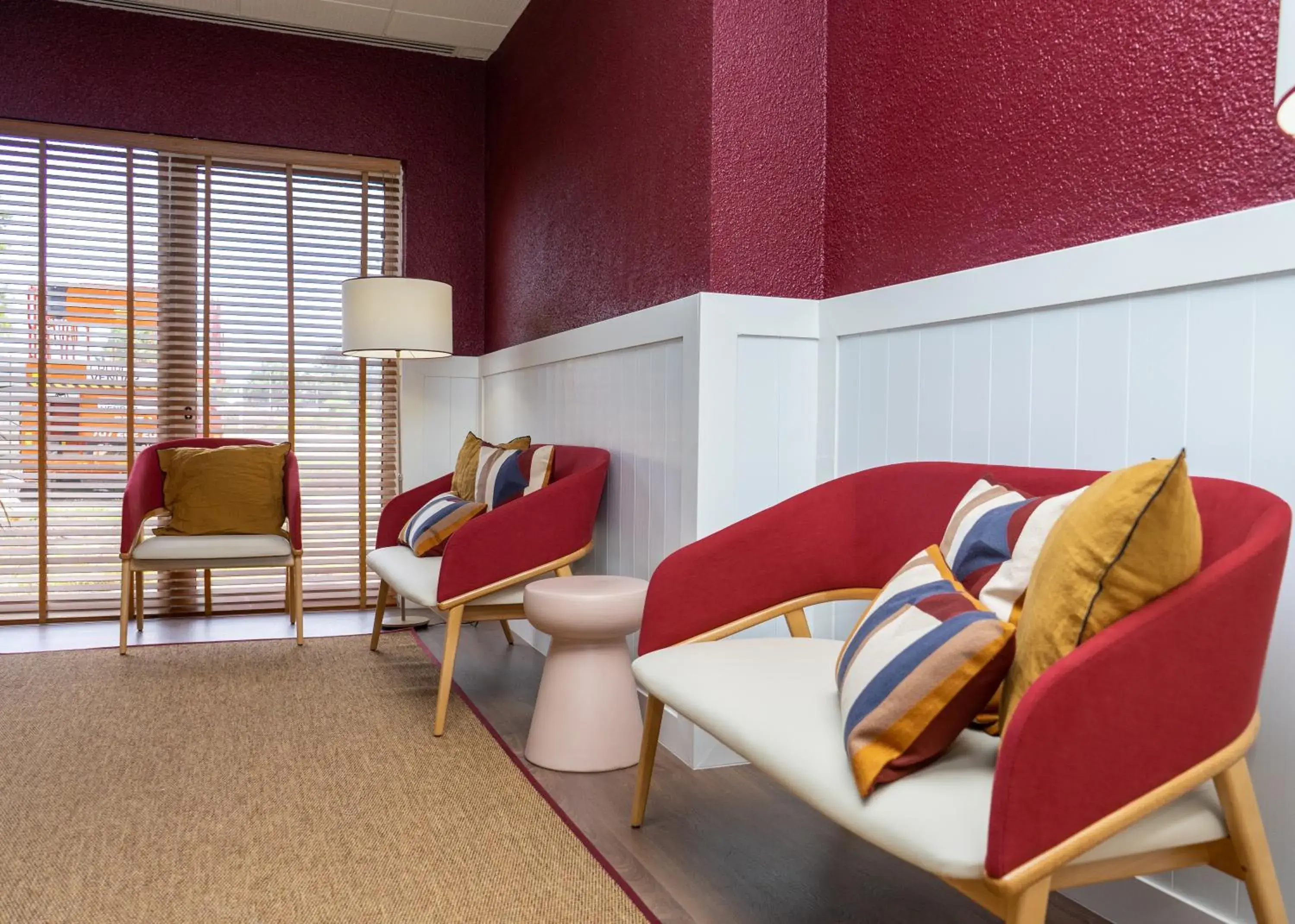 Lounge or bar in Flag Hotel Lisboa Oeiras Lounge or bar in Flag Hotel Lisboa Oeiras