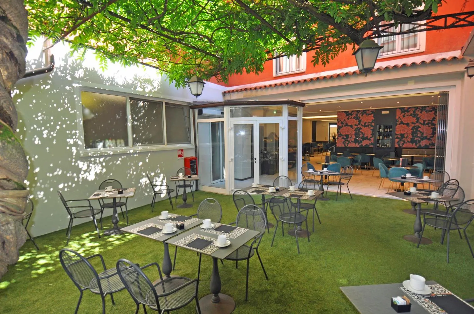 Patio in Cavour 30TRE - Hotel Moderno