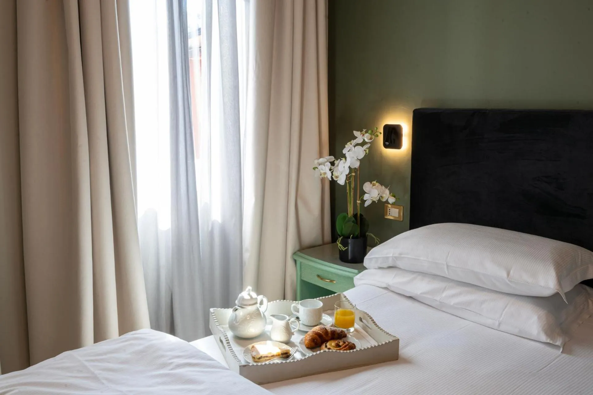 Bedroom, Bed in Cavour 30TRE - Hotel Moderno