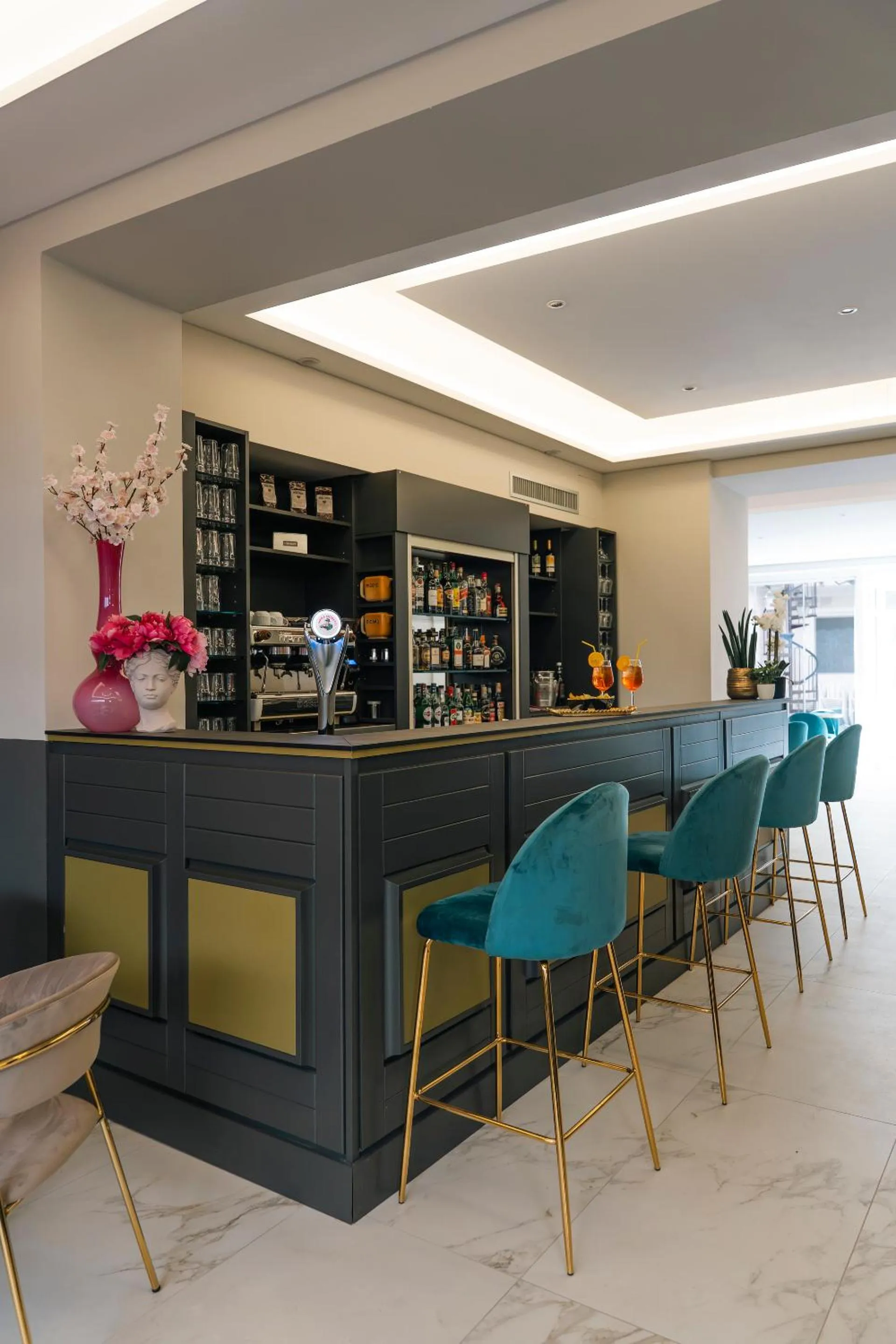 Lobby or reception in Cavour 30TRE - Hotel Moderno