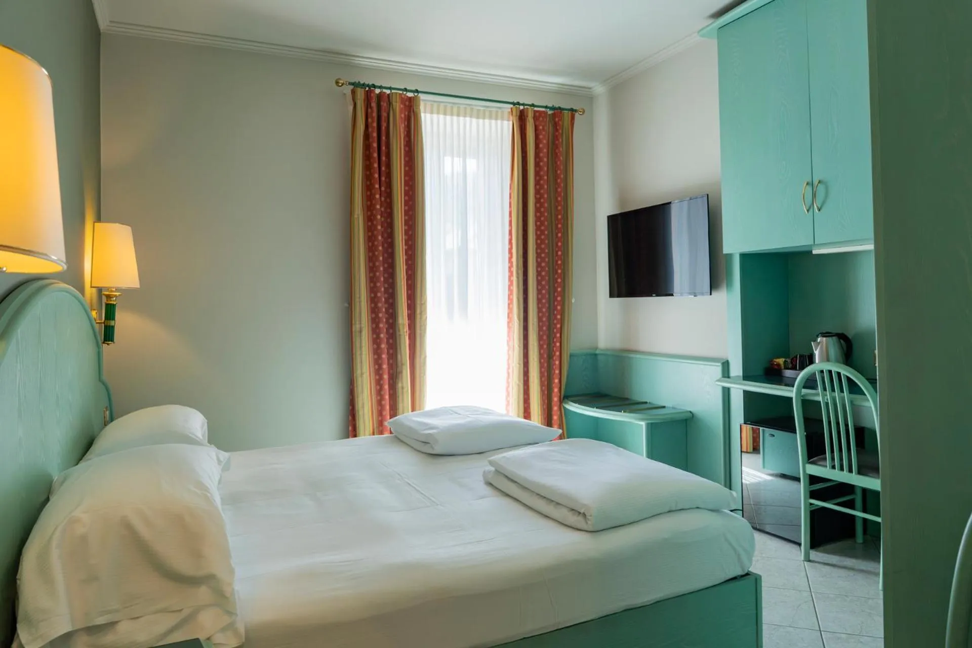 Photo of the whole room, Bed in Cavour 30TRE - Hotel Moderno