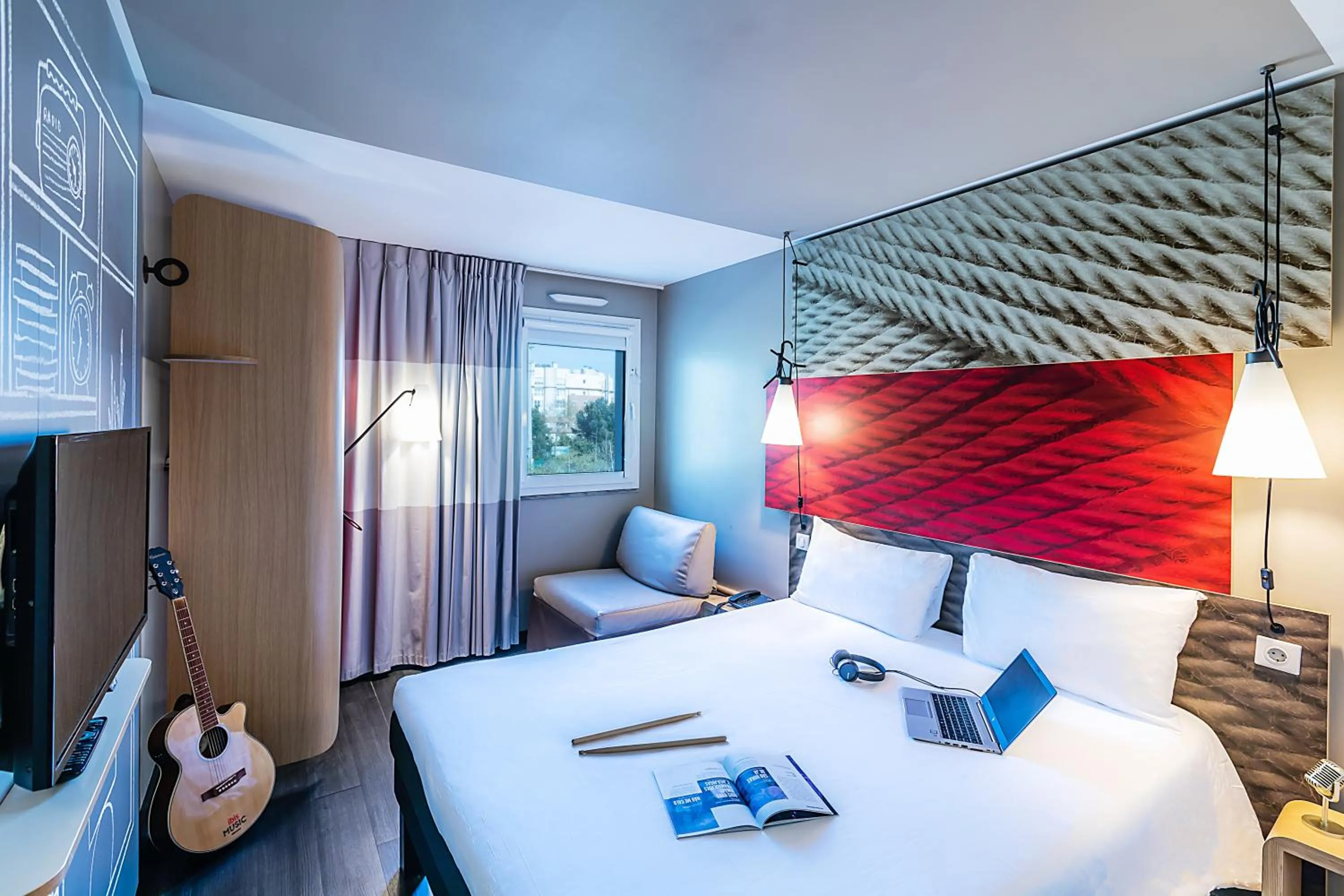 TV and multimedia, Bed in Hotel ibis Lisboa Liberdade