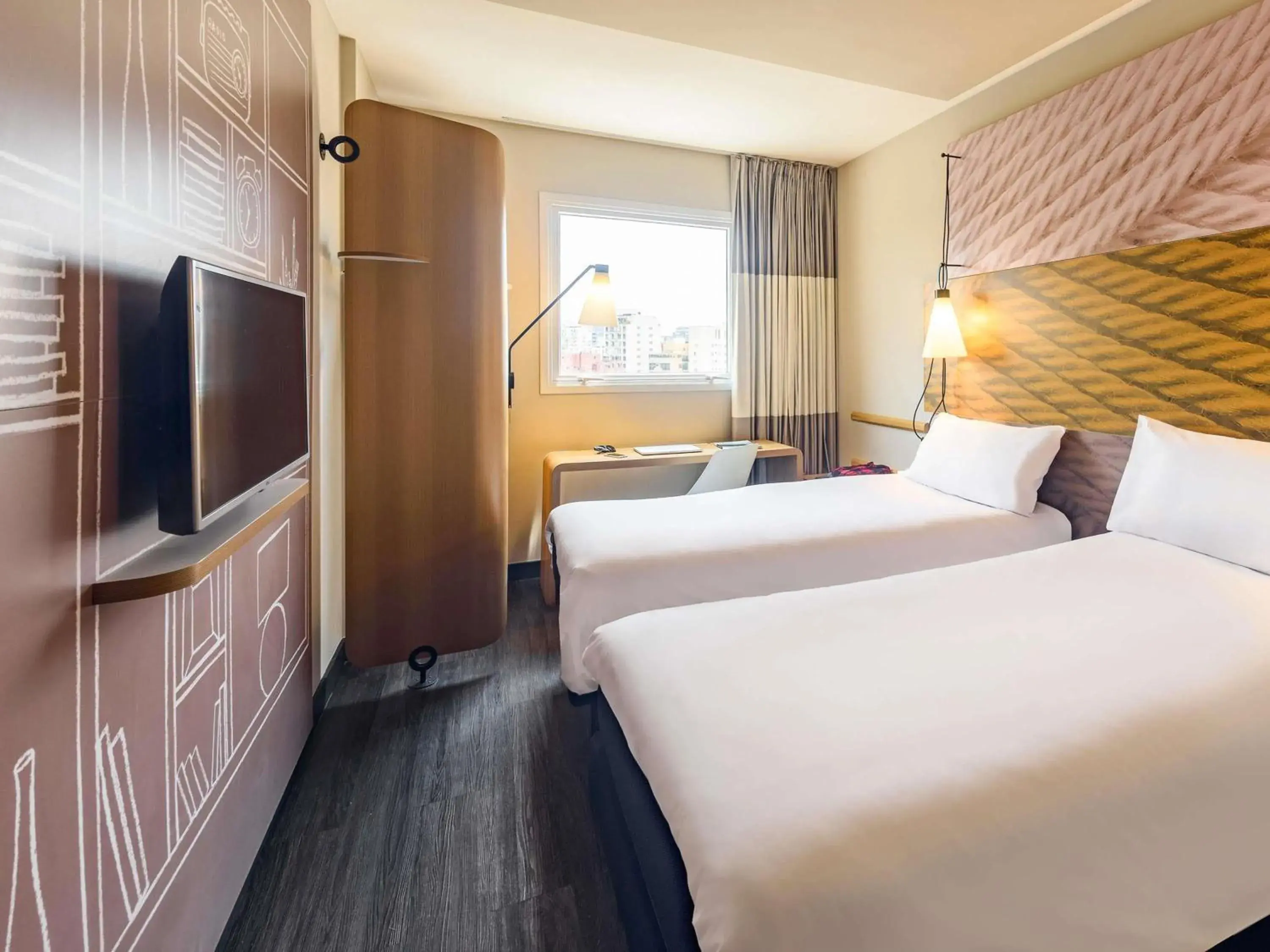 Standard Twin Room in Hotel ibis Lisboa Liberdade Standard Twin Room in Hotel ibis Lisboa Liberdade