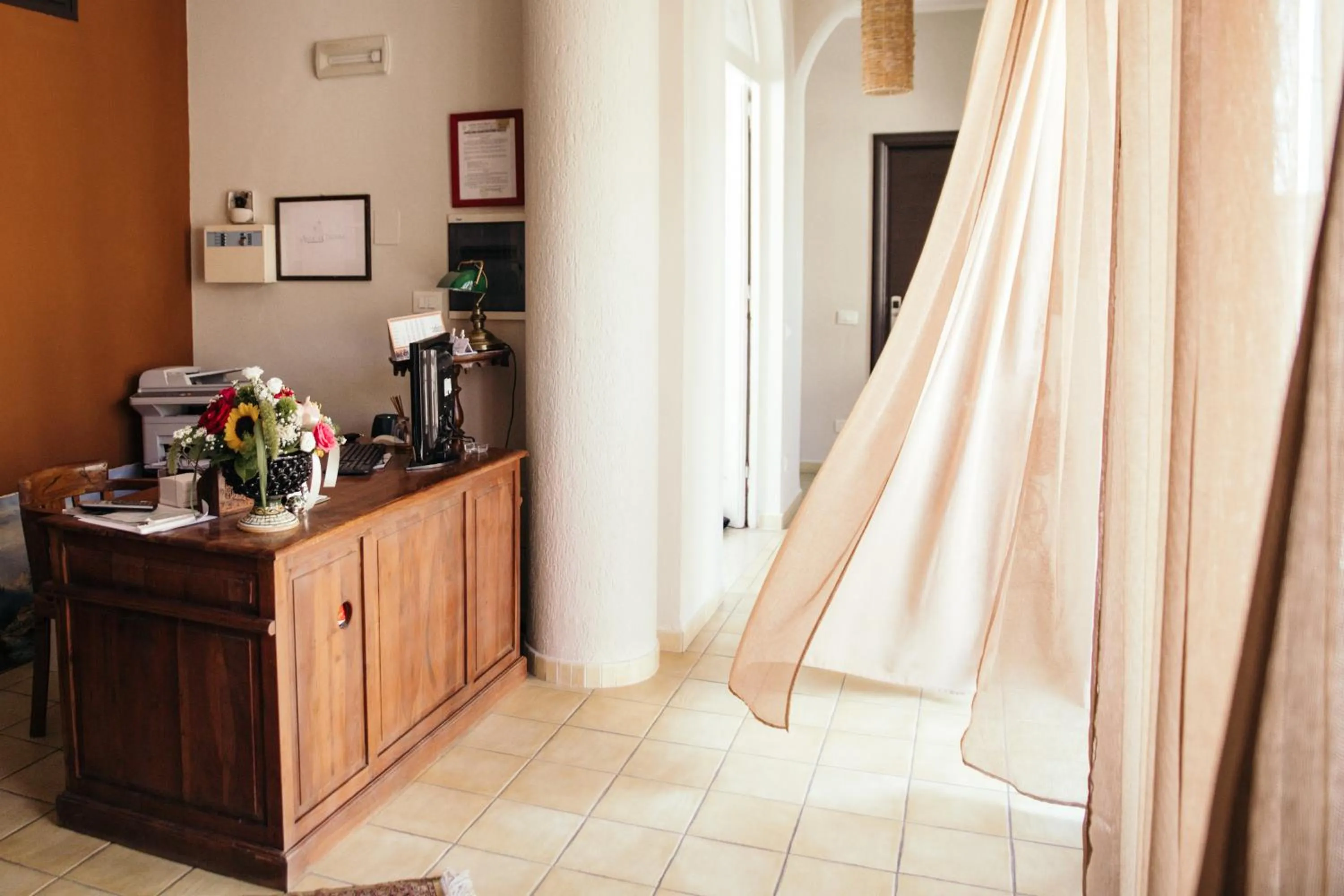 Lobby or reception in Le Antiche Colonne