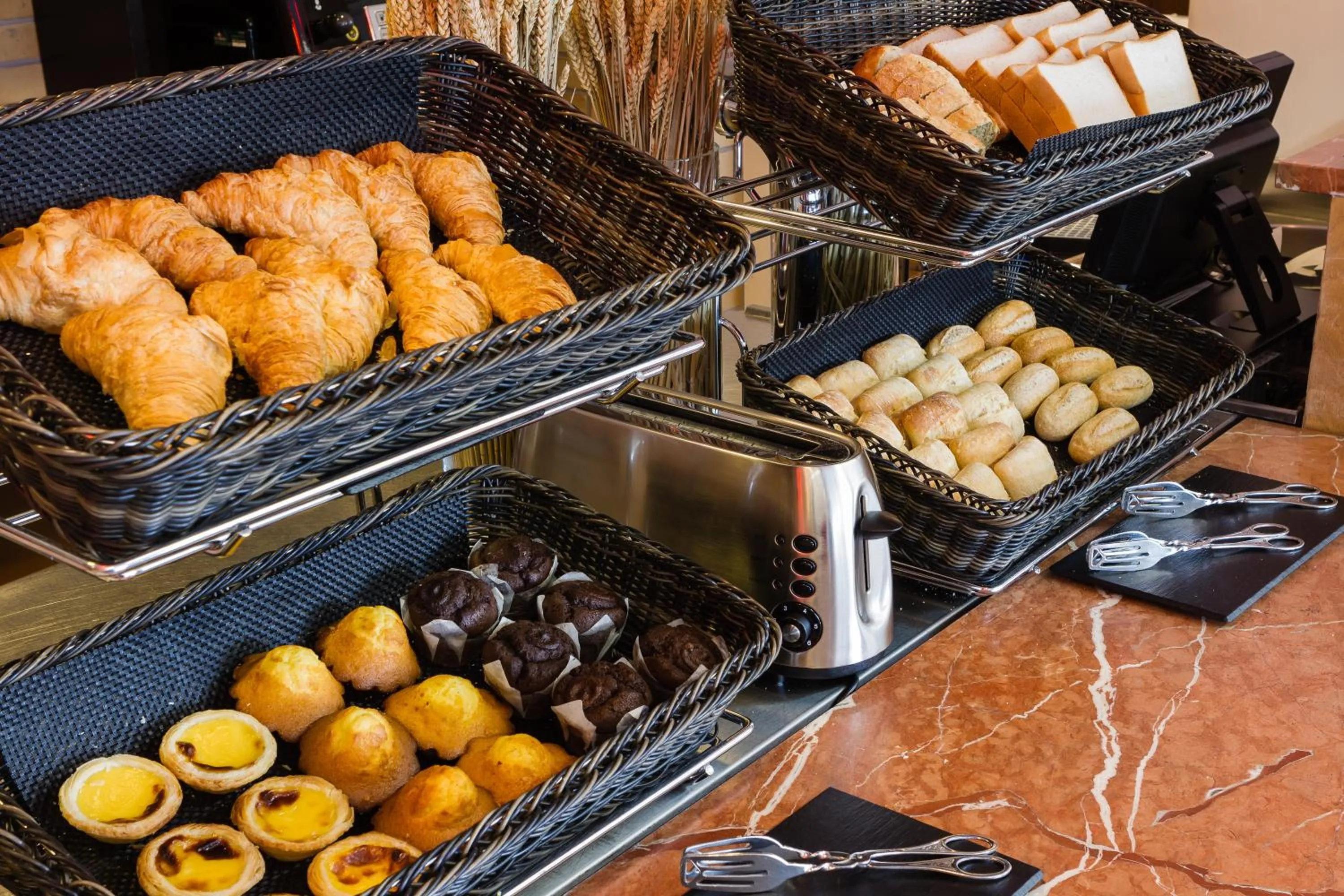 Restaurant/places to eat in Hotel ibis Leiria Fatima