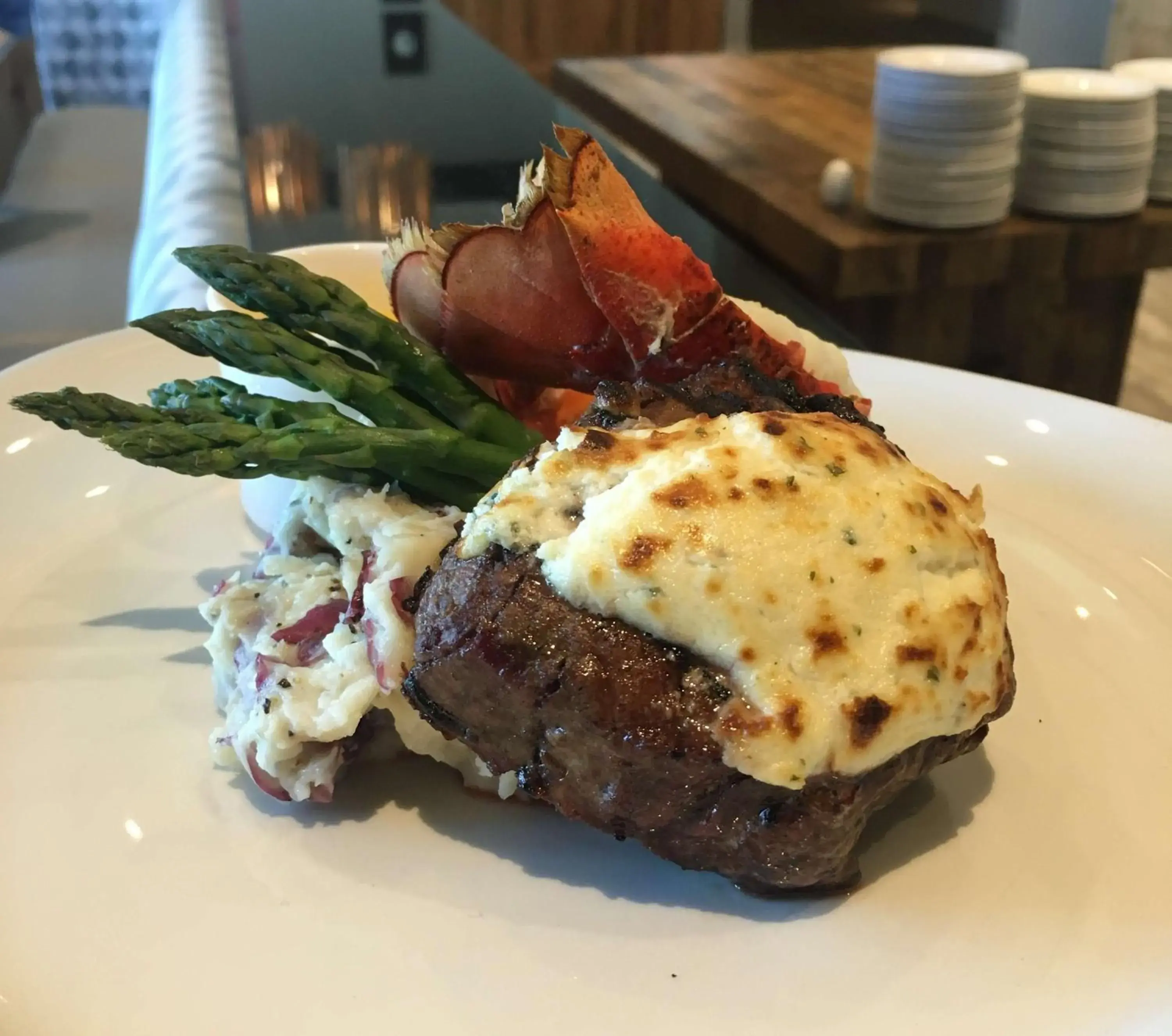 Restaurant/places to eat in Hilton Philadelphia at Penn's Landing Restaurant/places to eat in Hilton Philadelphia at Penn's Landing