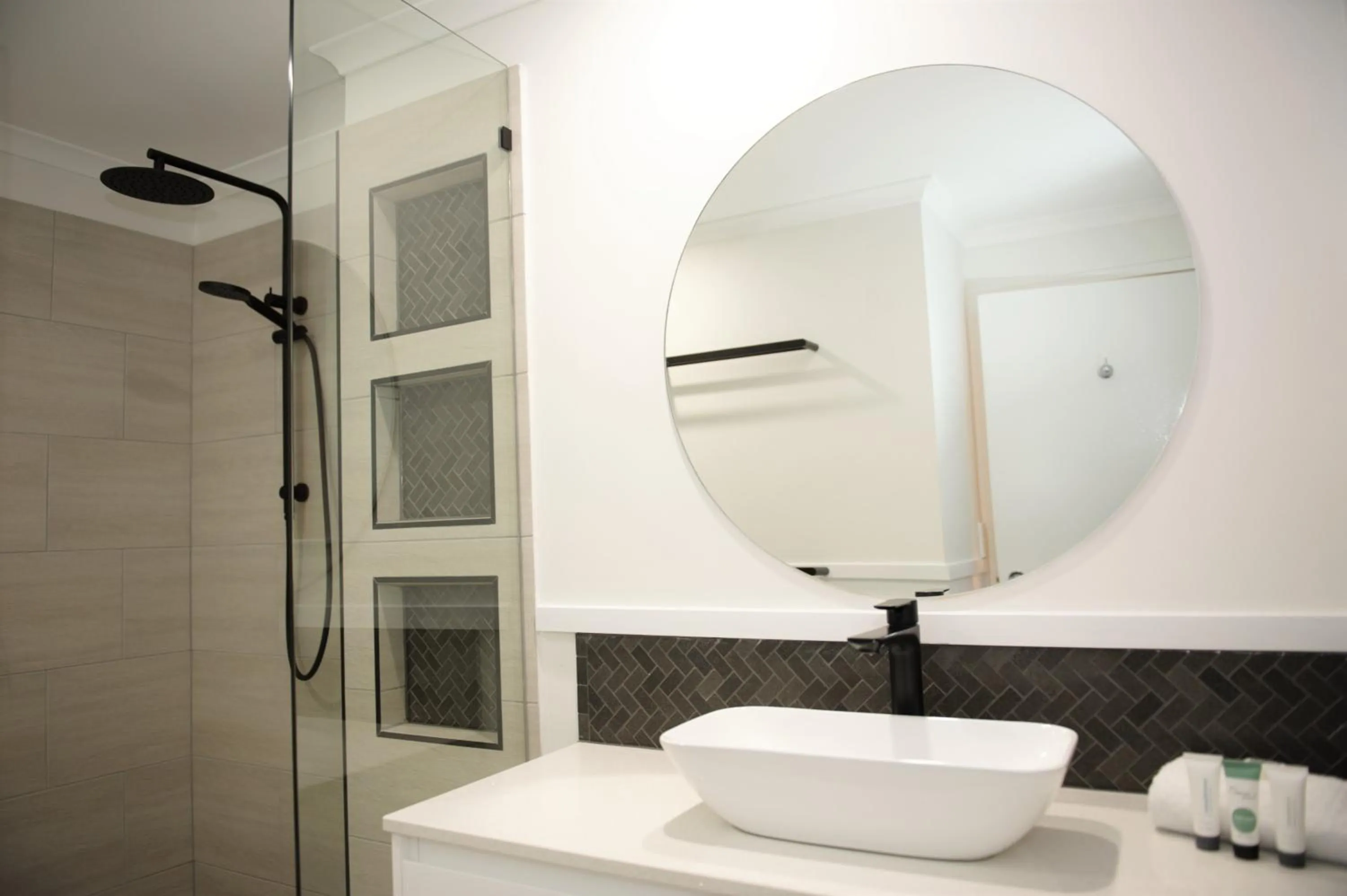 Bathroom in Oasis at Palm Cove