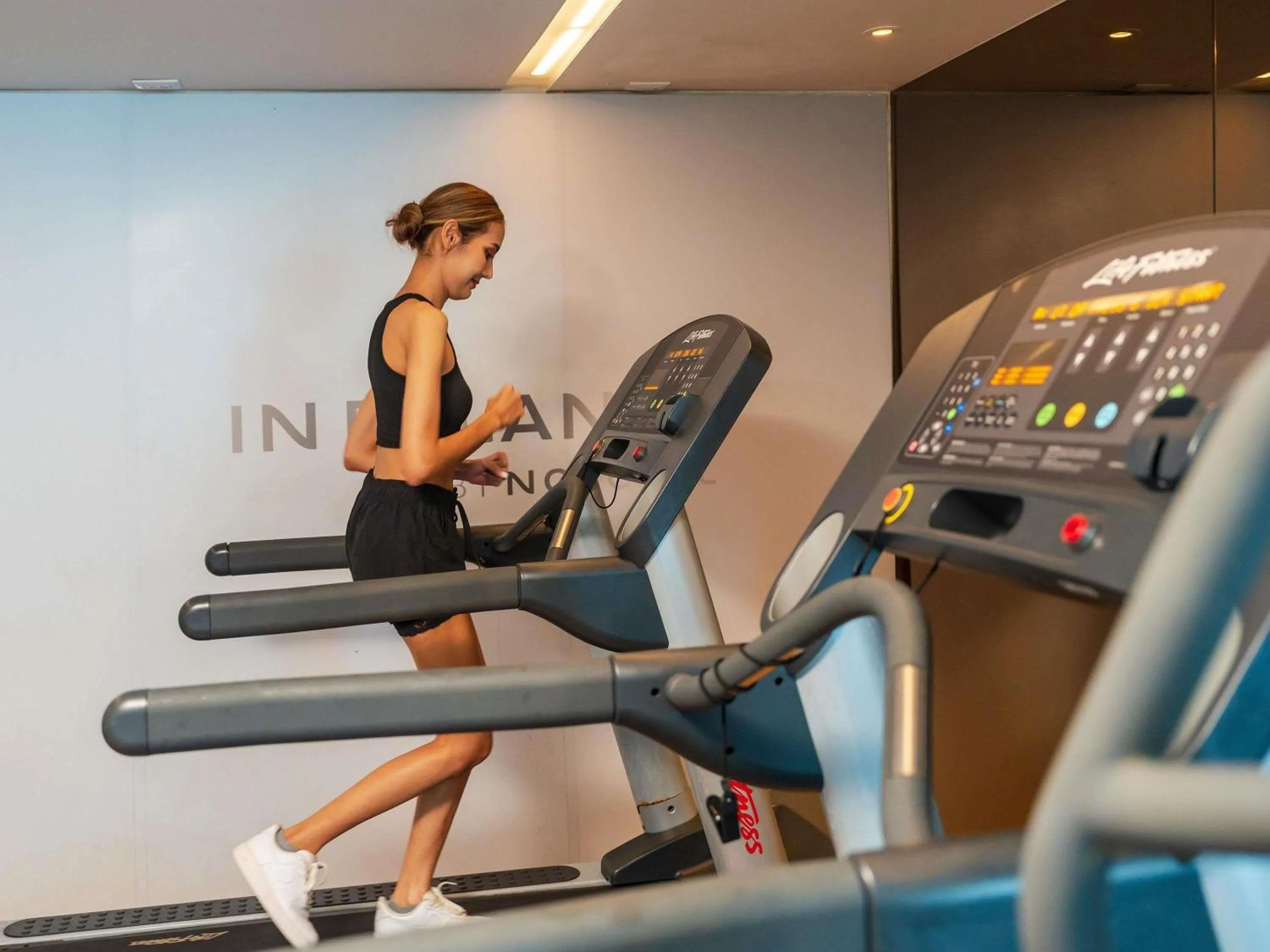 Fitness centre/facilities in Novotel Phuket City Phokeethra
