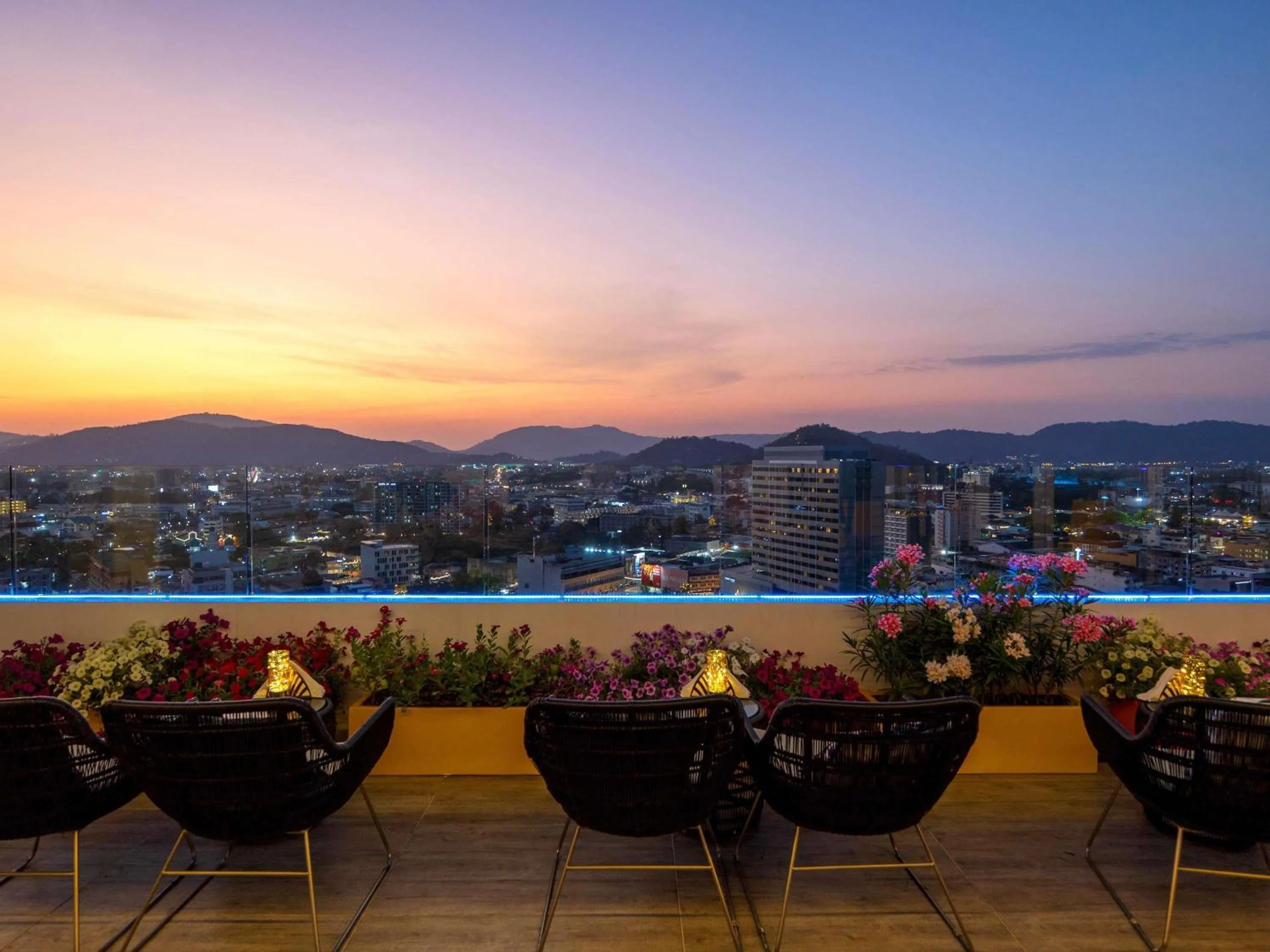 Property building in Novotel Phuket City Phokeethra