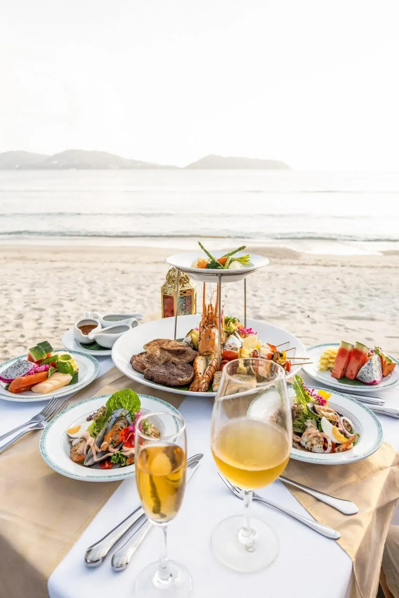 Restaurant/places to eat in Thavorn Beach Village Resort & Spa Phuket Restaurant/places to eat in Thavorn Beach Village Resort & Spa Phuket