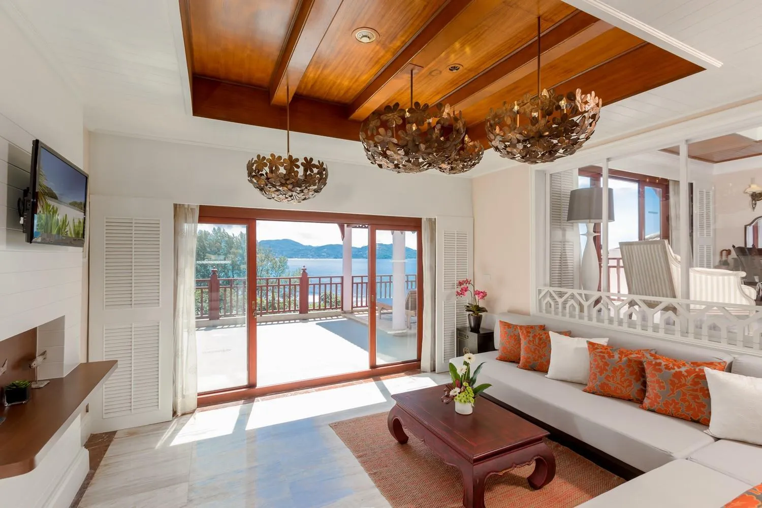 Living room in Thavorn Beach Village Resort & Spa Phuket