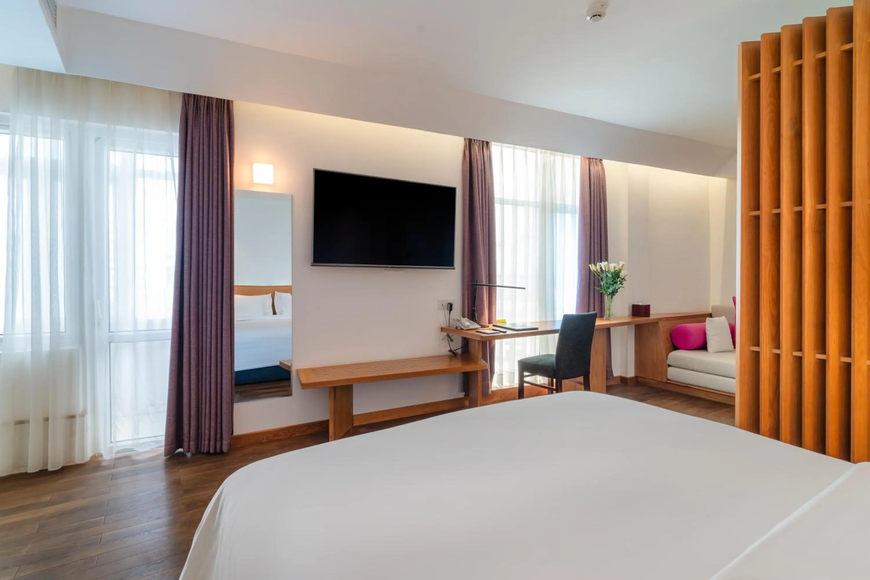 Bedroom, Bed in Liberty Hotel Saigon Greenview