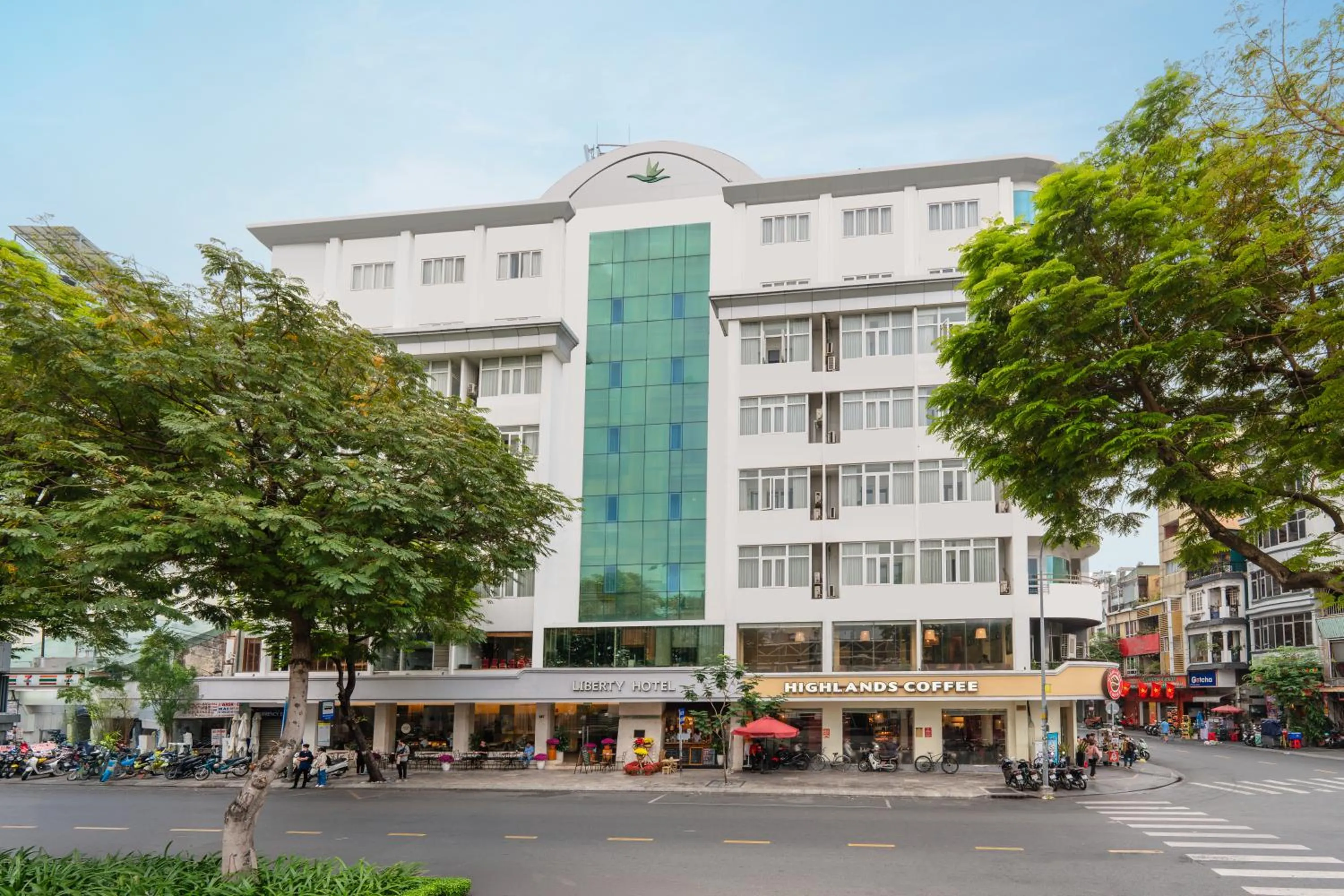 Property building in Liberty Hotel Saigon Greenview
