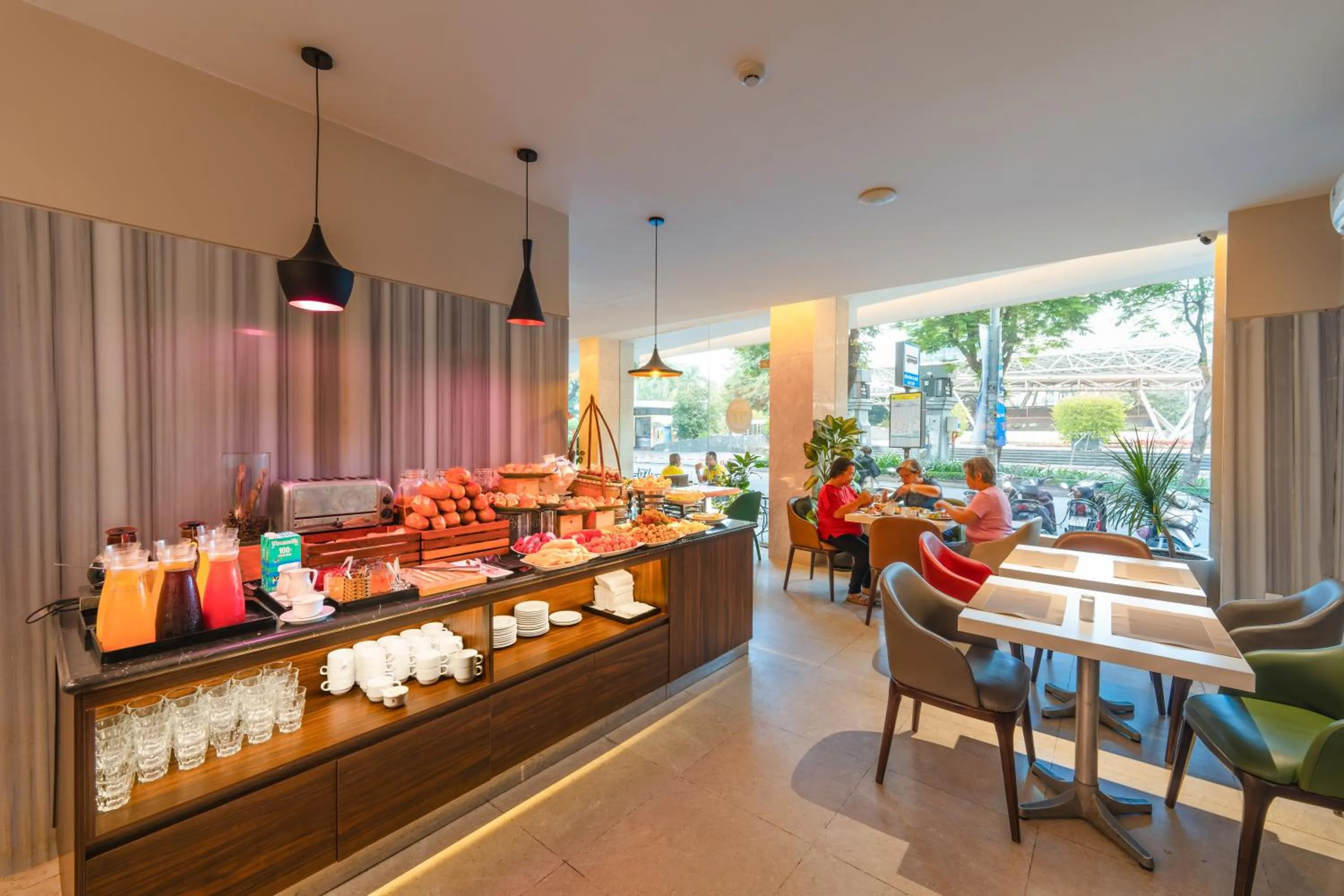 Living room in Liberty Hotel Saigon Greenview