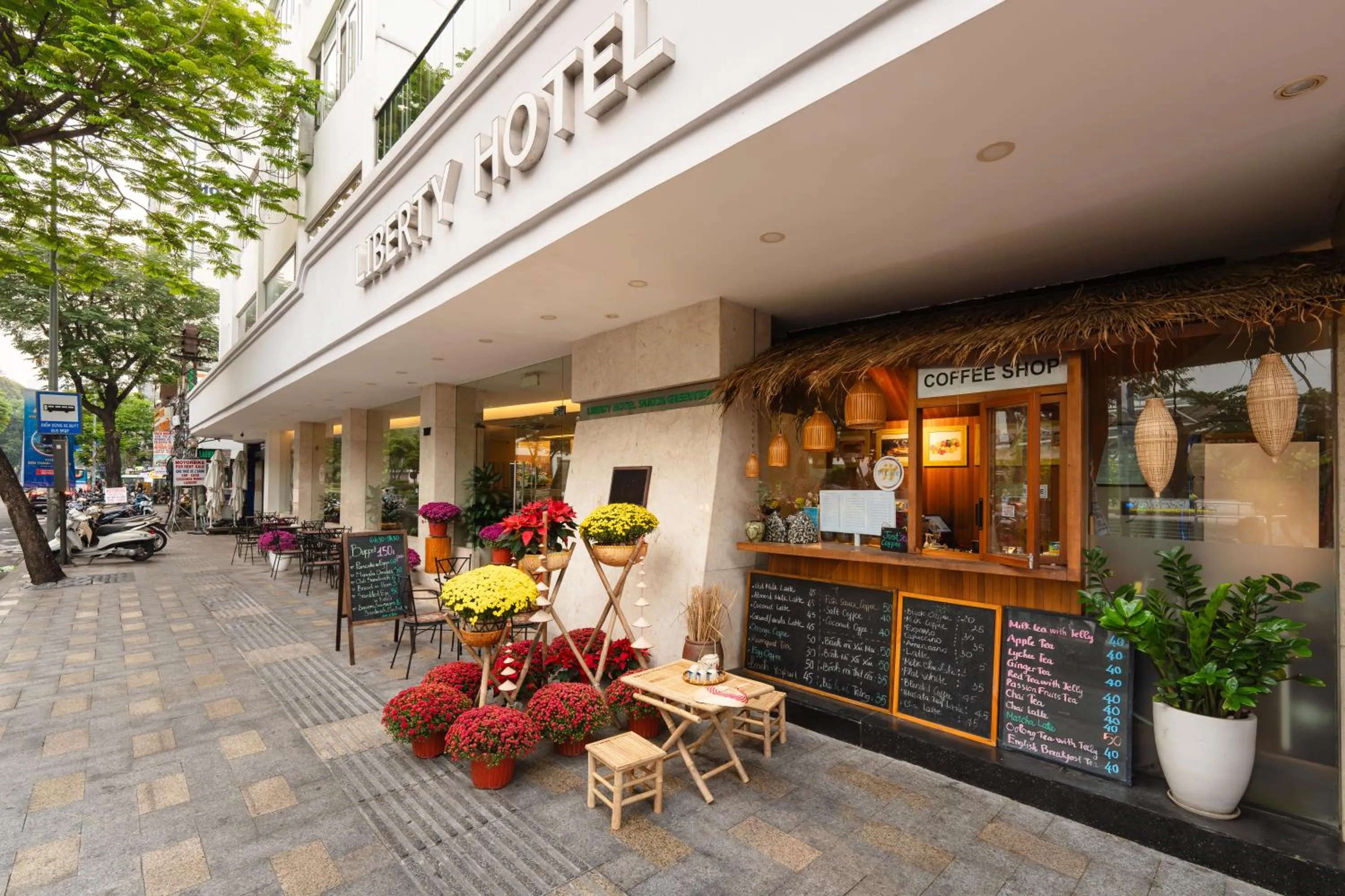 Property building in Liberty Hotel Saigon Greenview