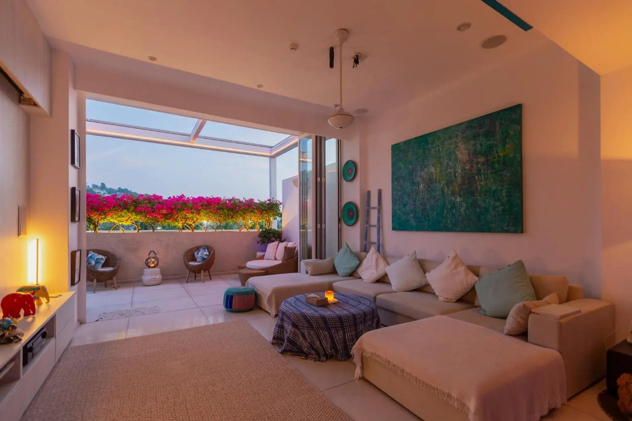 Lounge or bar in The Chava Resort Lounge or bar in The Chava Resort