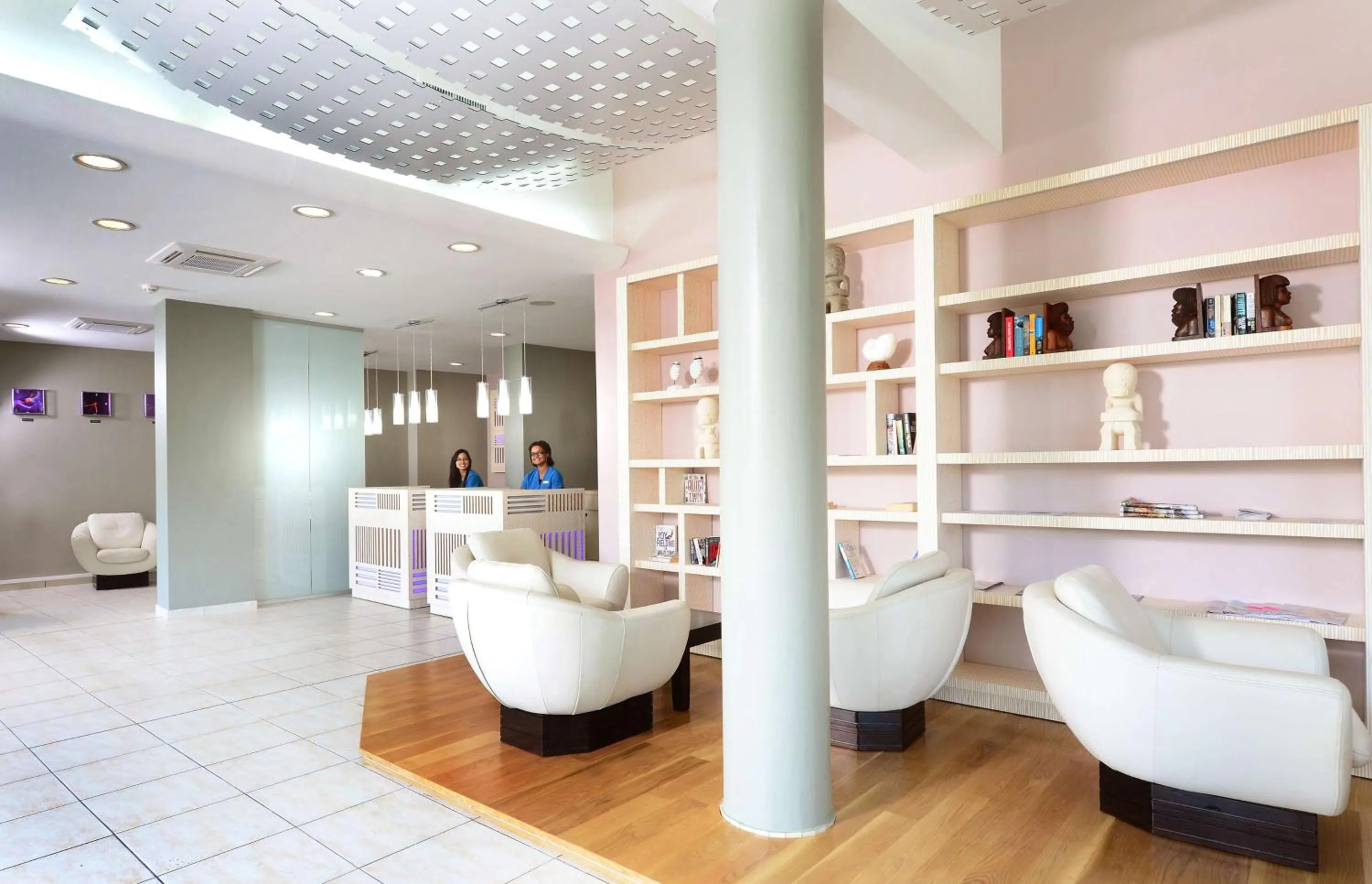 Lobby or reception in Hilton Noumea La Promenade Residences