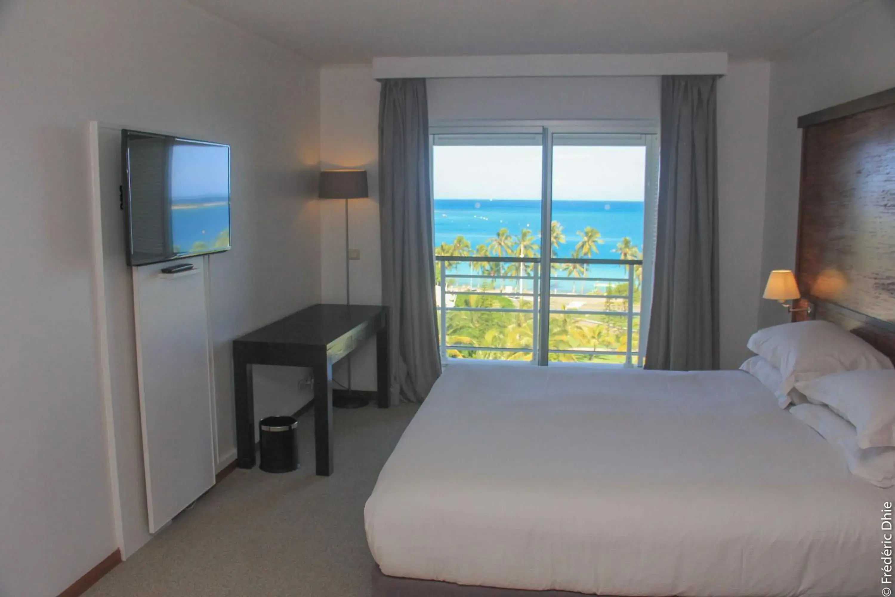 Two-Bedroom Apartment with Ocean View in Hilton Noumea La Promenade Residences Two-Bedroom Apartment with Ocean View in Hilton Noumea La Promenade Residences