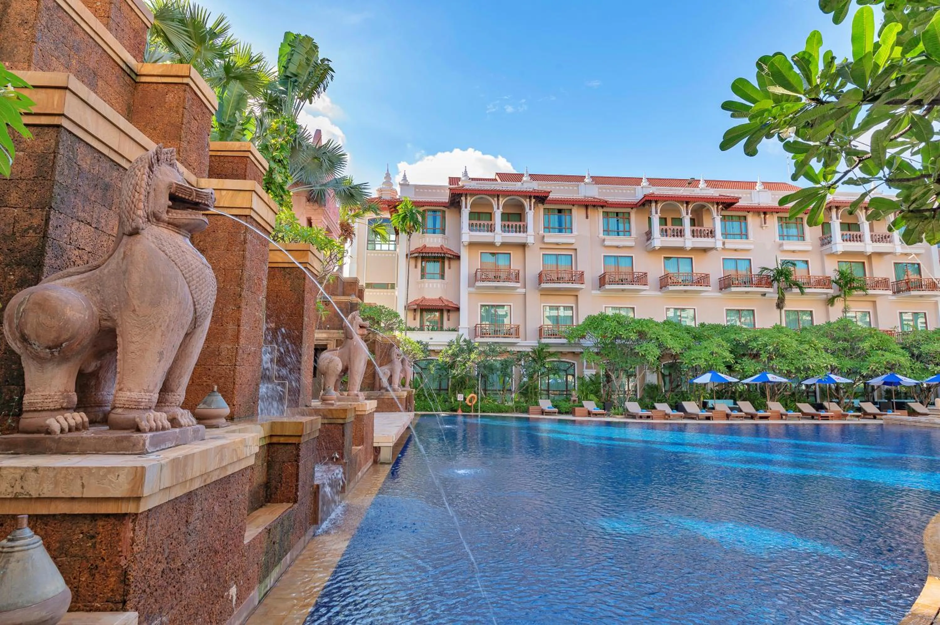 Swimming pool in Sokha Angkor Resort
