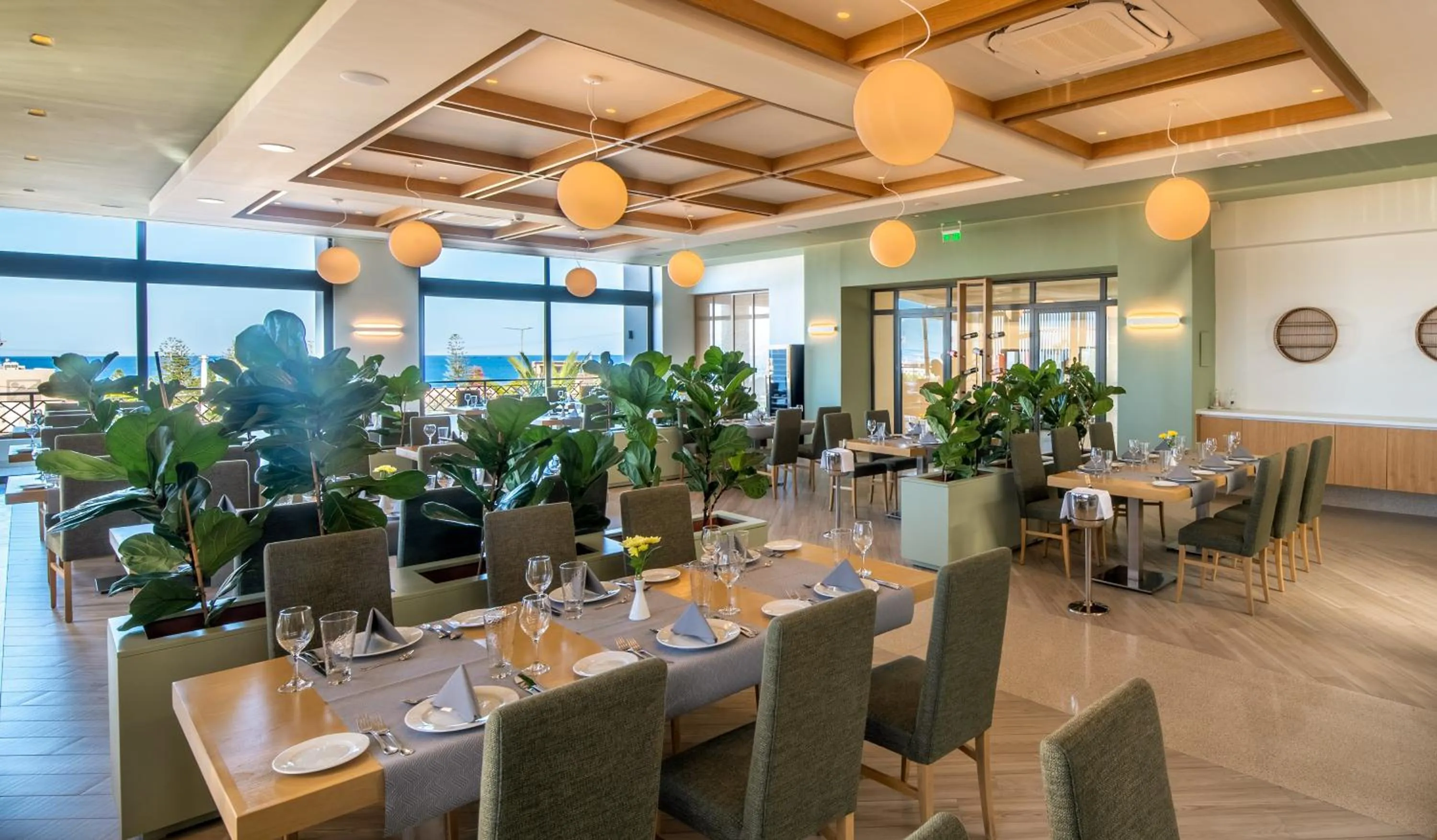 Grand Hotel Holiday Resort