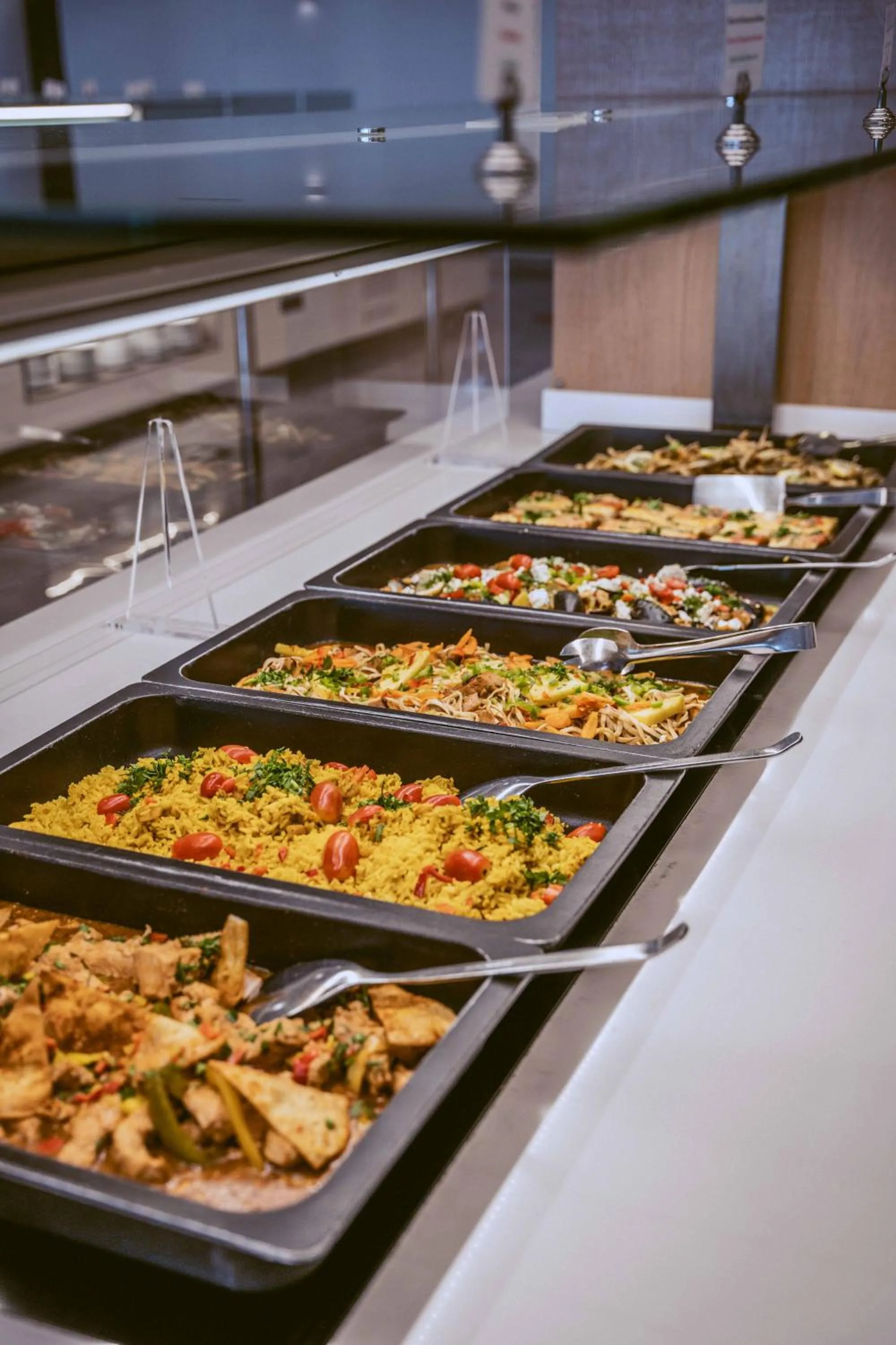 Grand Hotel Holiday Resort