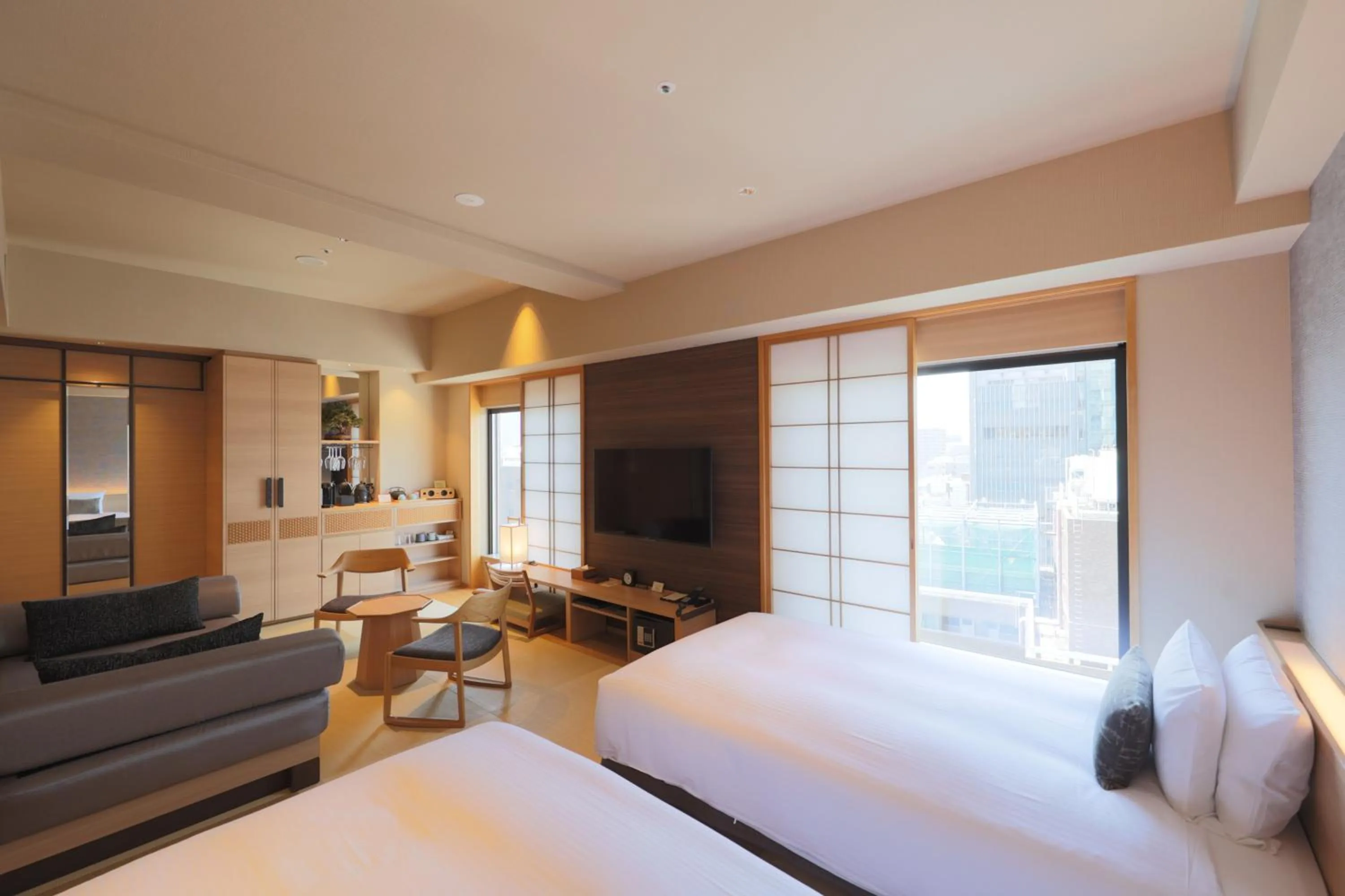 Photo of the whole room, Bed in Hotel Niwa Tokyo