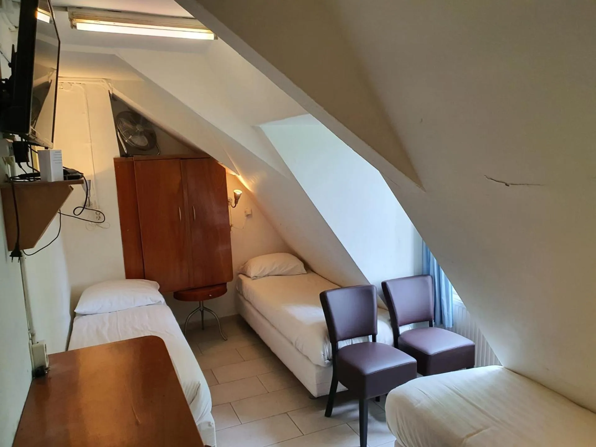 TV and multimedia in Hotel Schroder