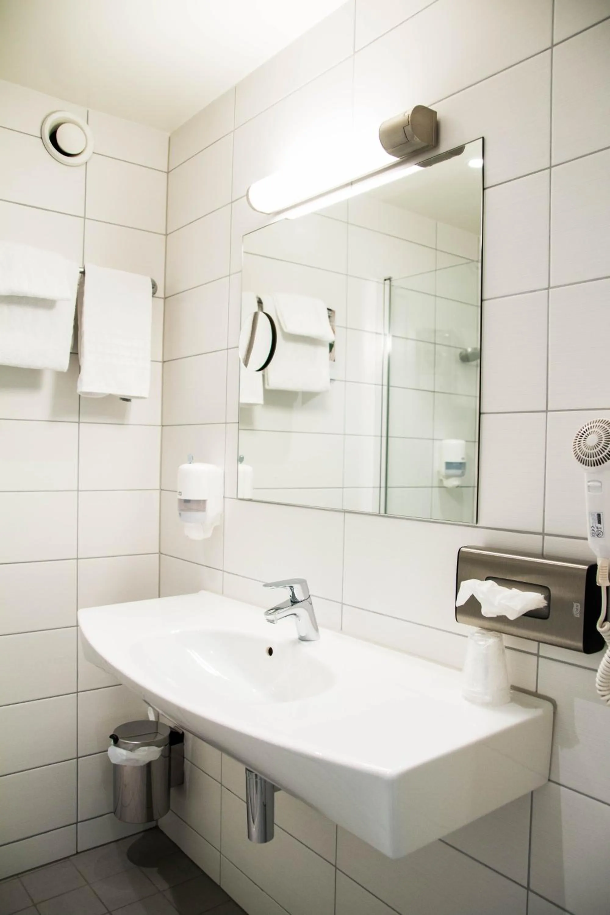 Bathroom in Quality Hotel Olavsgaard