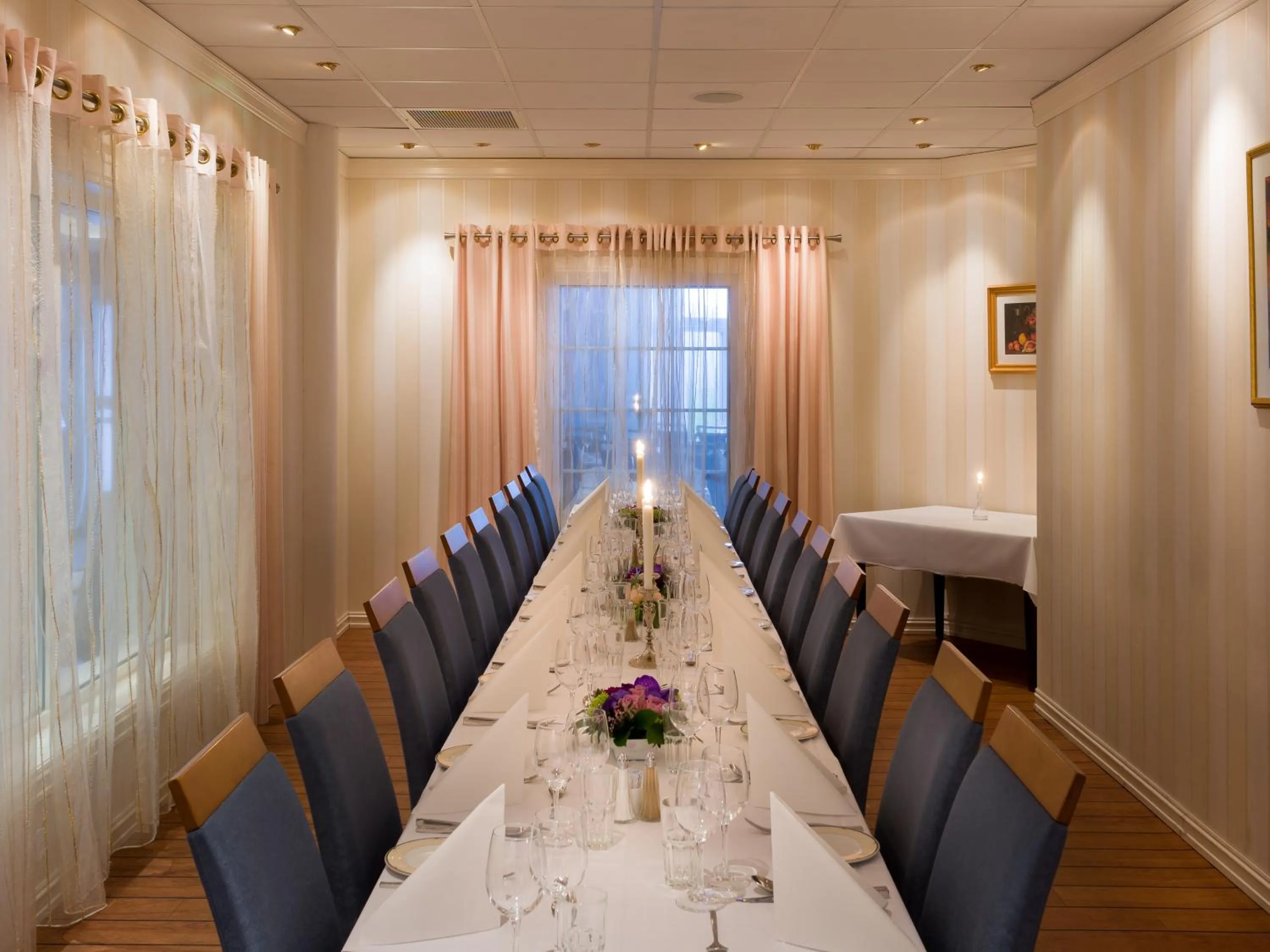 Restaurant/places to eat in Quality Hotel Olavsgaard