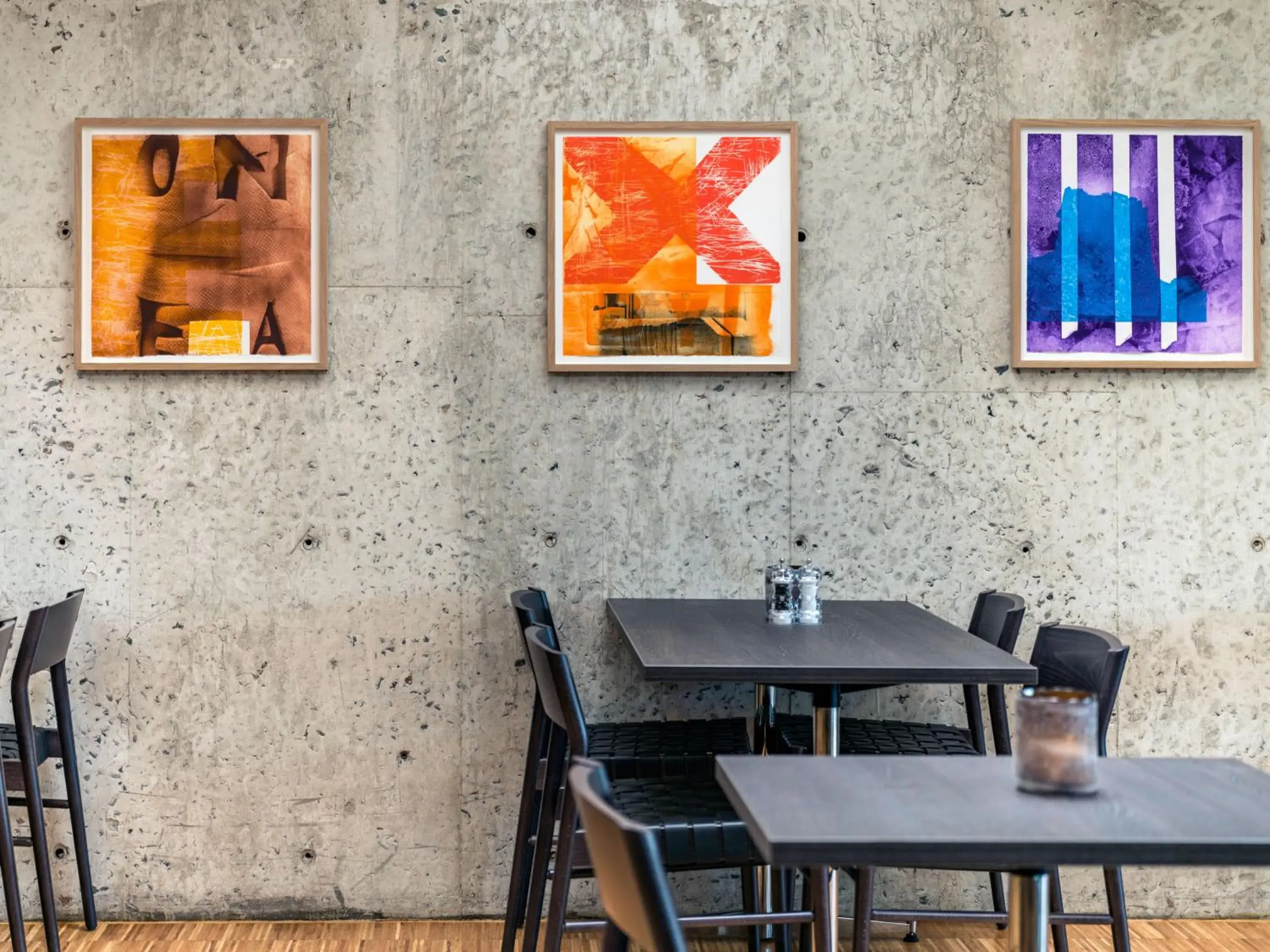 Restaurant/places to eat in Quality Hotel 33 Restaurant/places to eat in Quality Hotel 33