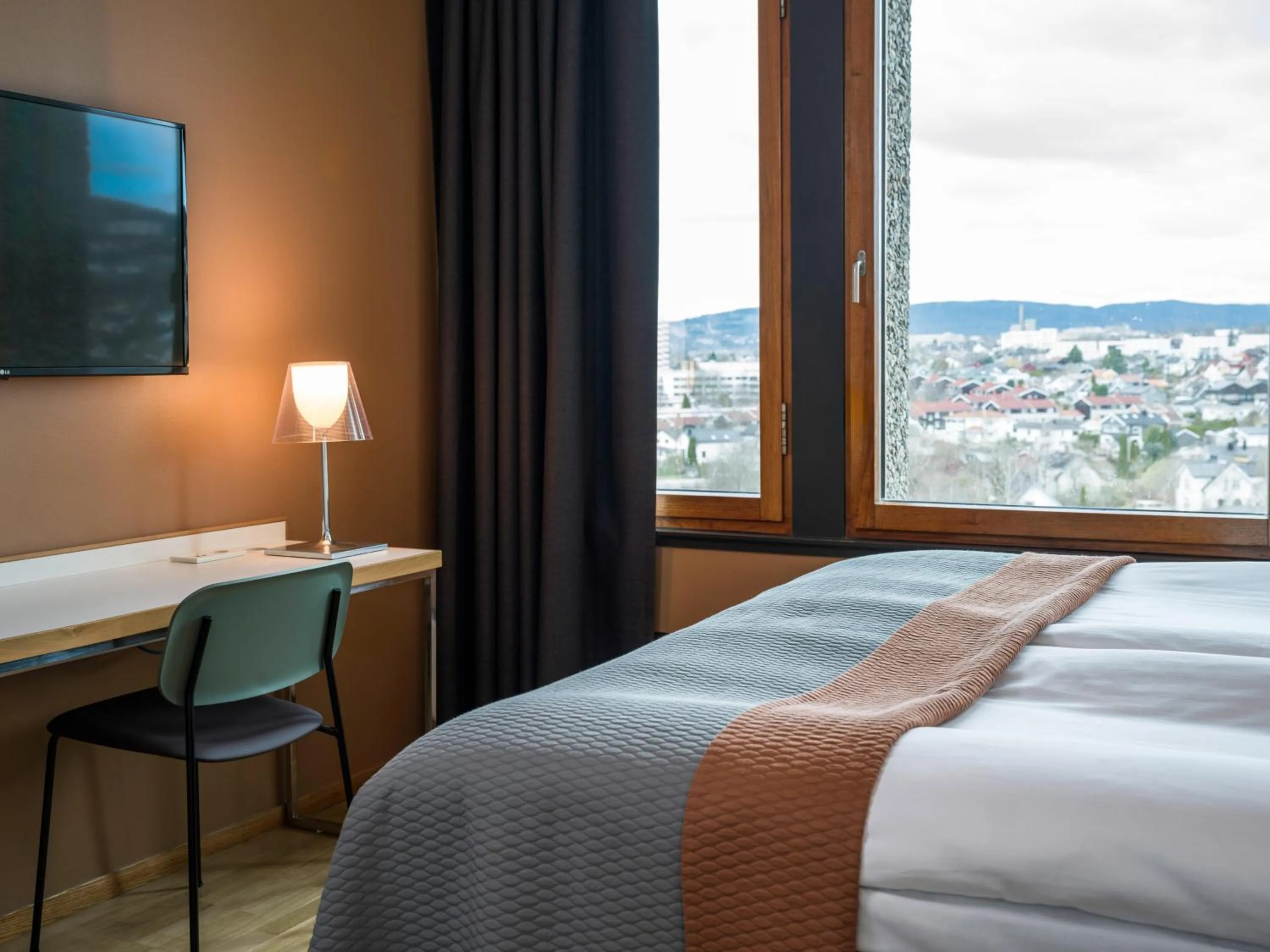 Bed in Quality Hotel 33