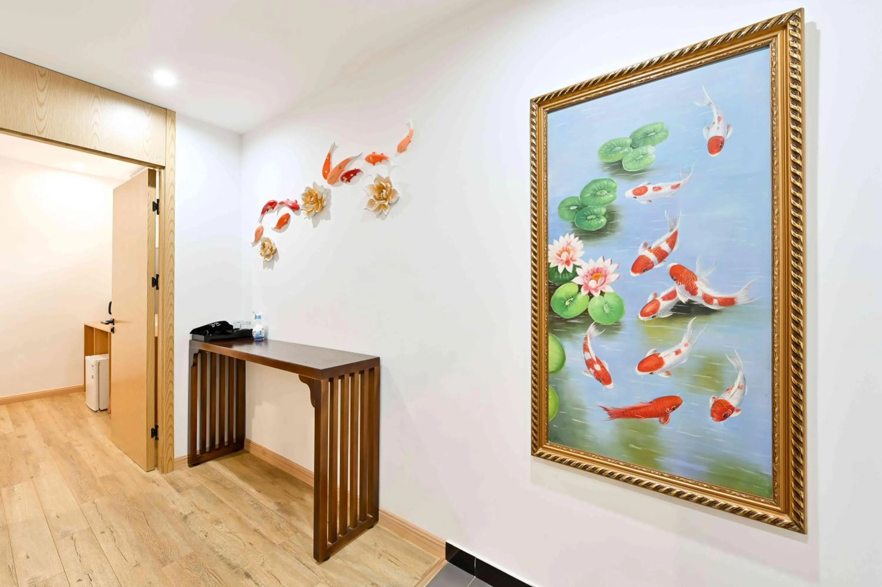 Xingshe Alley Courtyard Hotel Beijing Wangfujing Forbidden City Branch - Breakfast included & English speaking reception & Free WiFi and Laundry room & Hutong Culture & Cat-keeping & Flower-growing Terrace & One day tour service & Free coffee