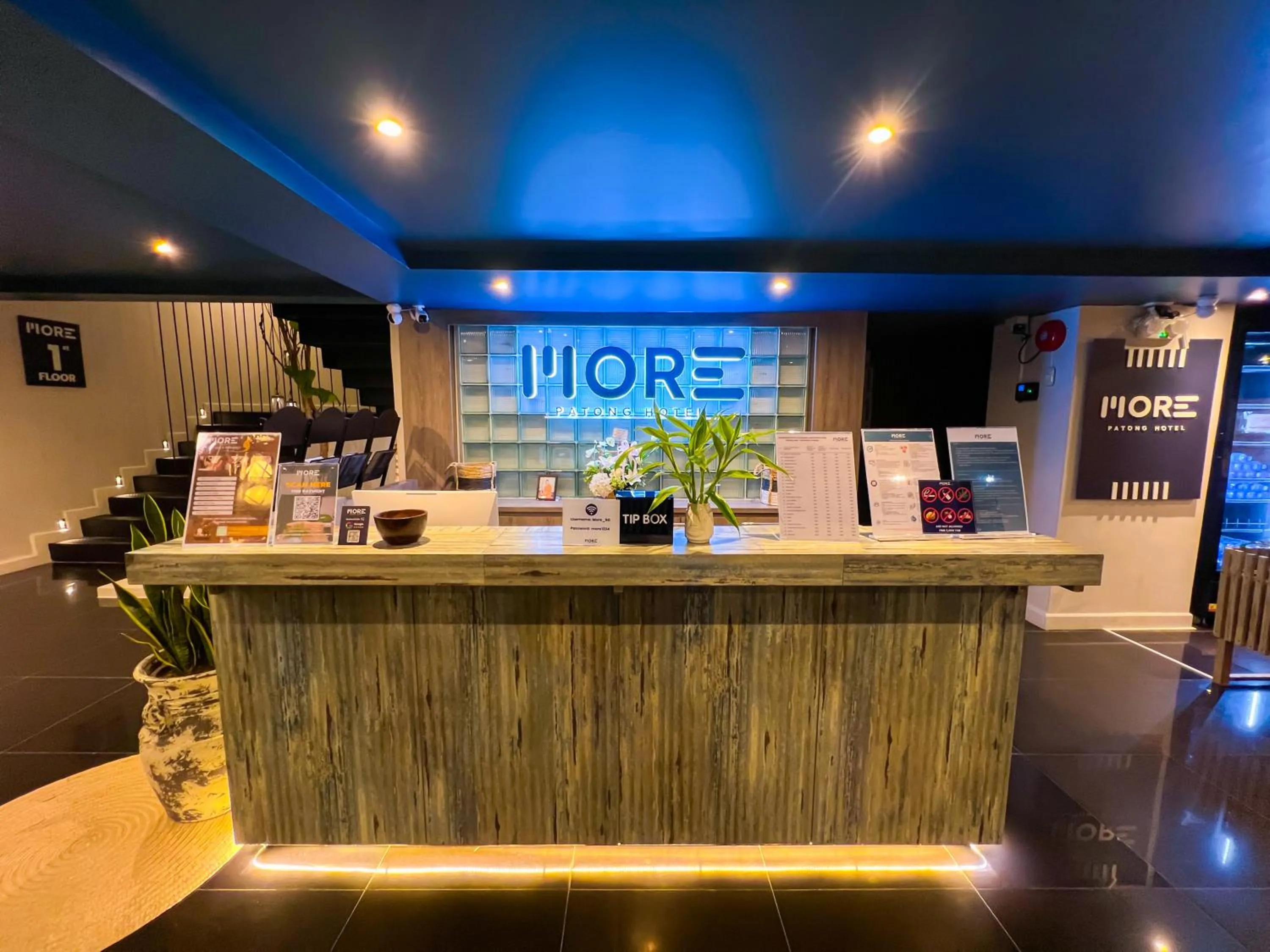 Lobby or reception in MORE Patong Hotel