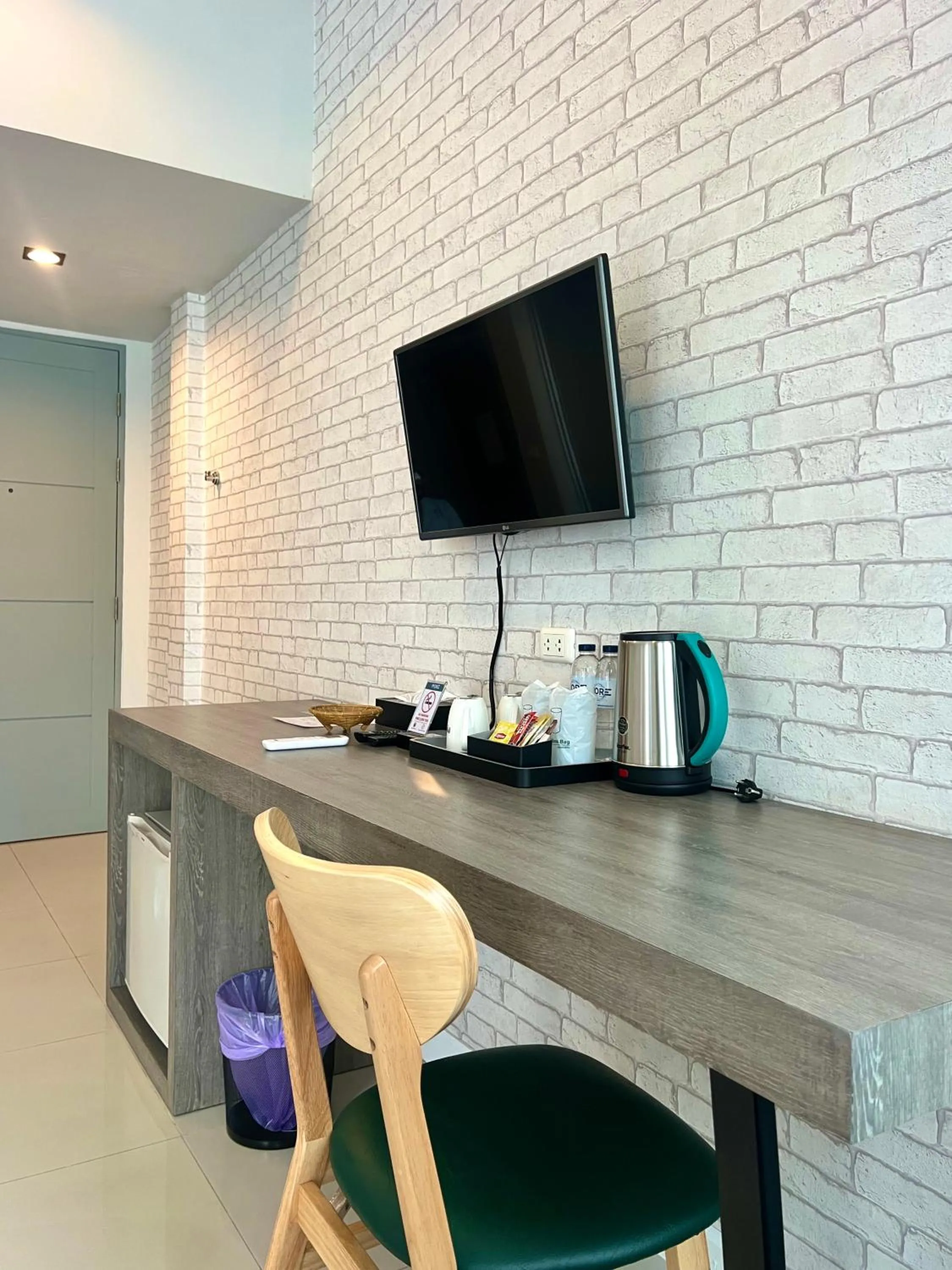 Coffee/tea facilities in MORE Patong Hotel