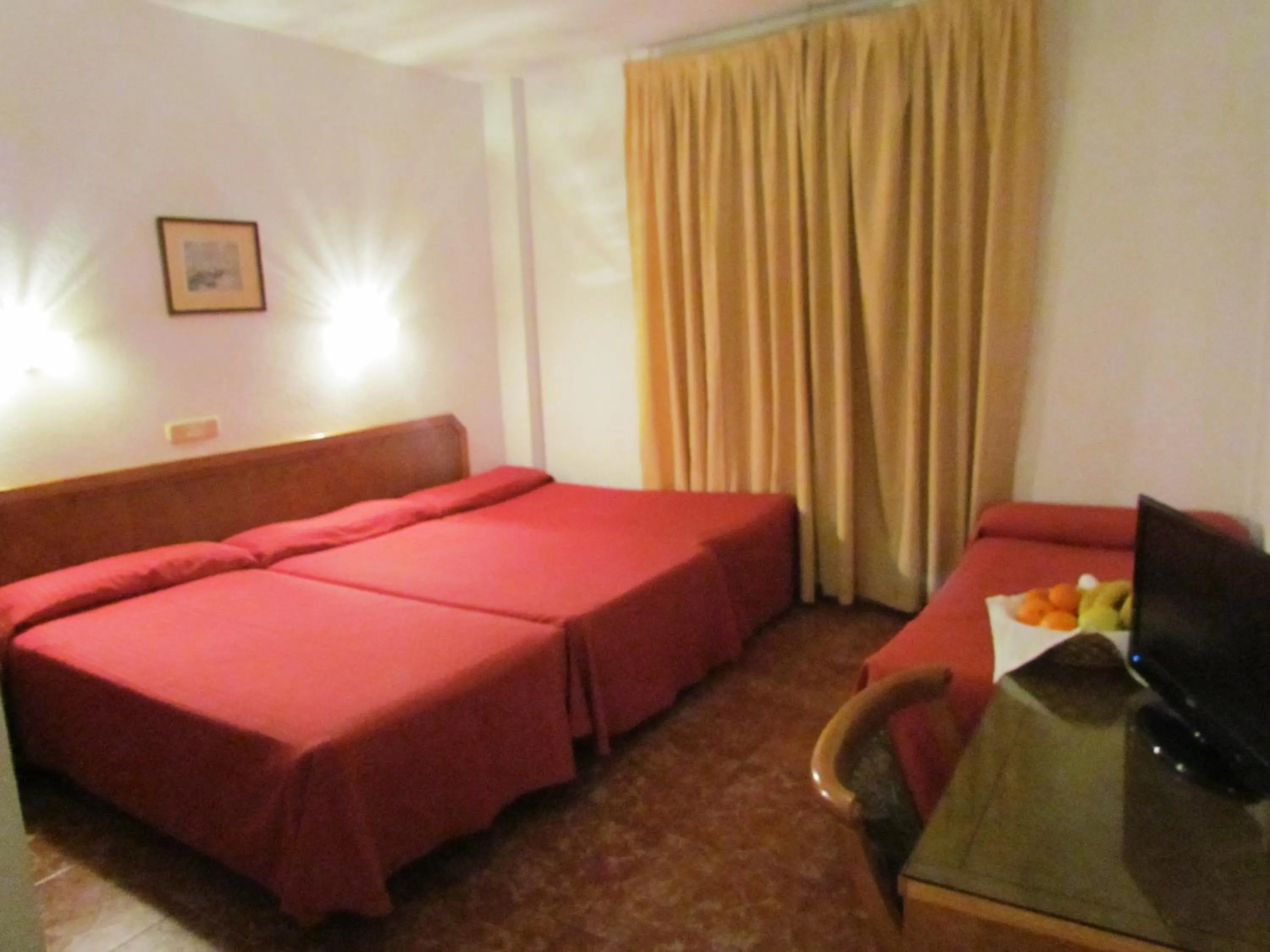Bed in Complejo Hotelero Saga