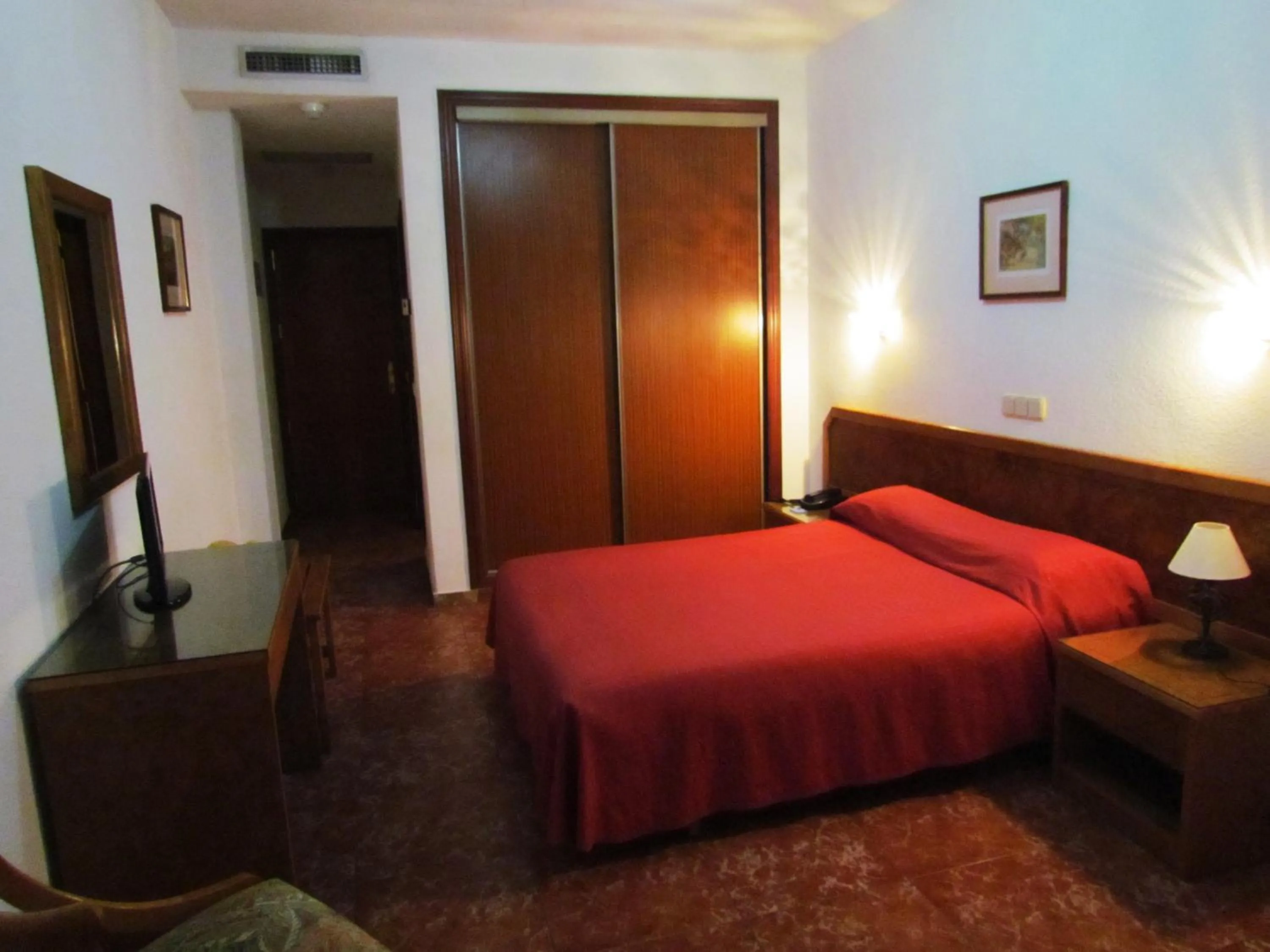 Bed in Complejo Hotelero Saga