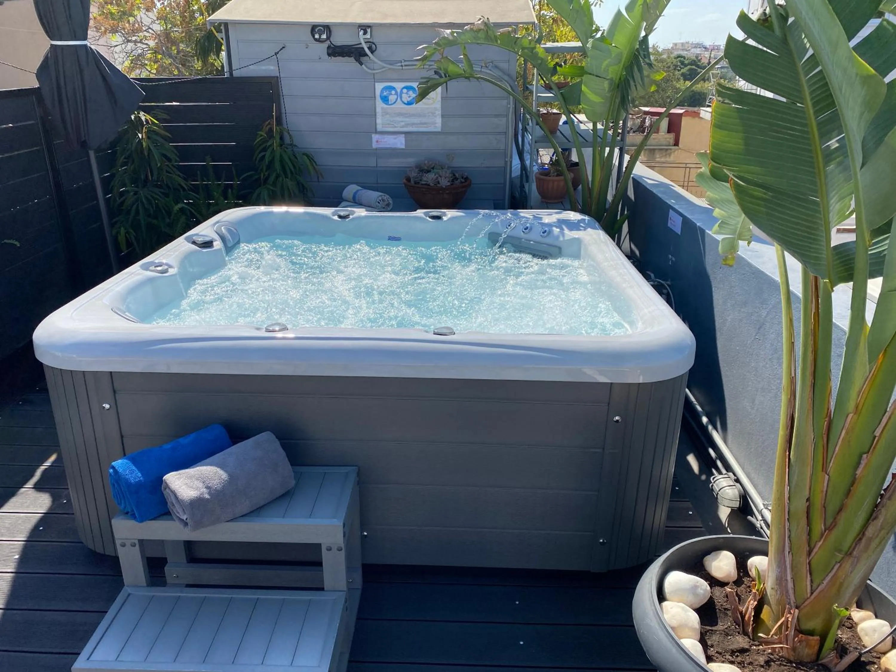 Spa and wellness centre/facilities in Monastiraki CityCenter Sleepbox- Unspoiled Athens Apartments