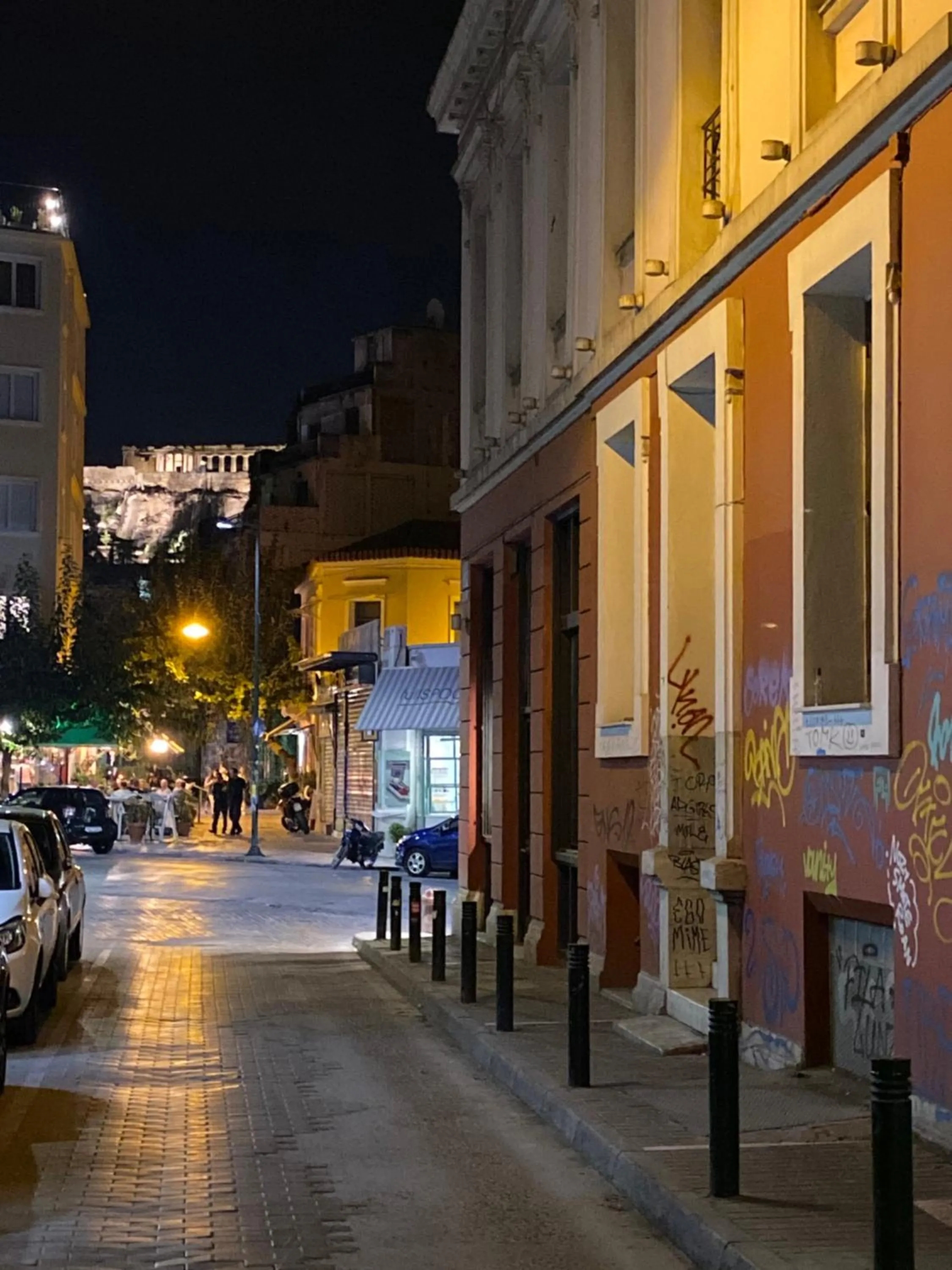Street view in Monastiraki CityCenter Sleepbox- Unspoiled Athens Apartments