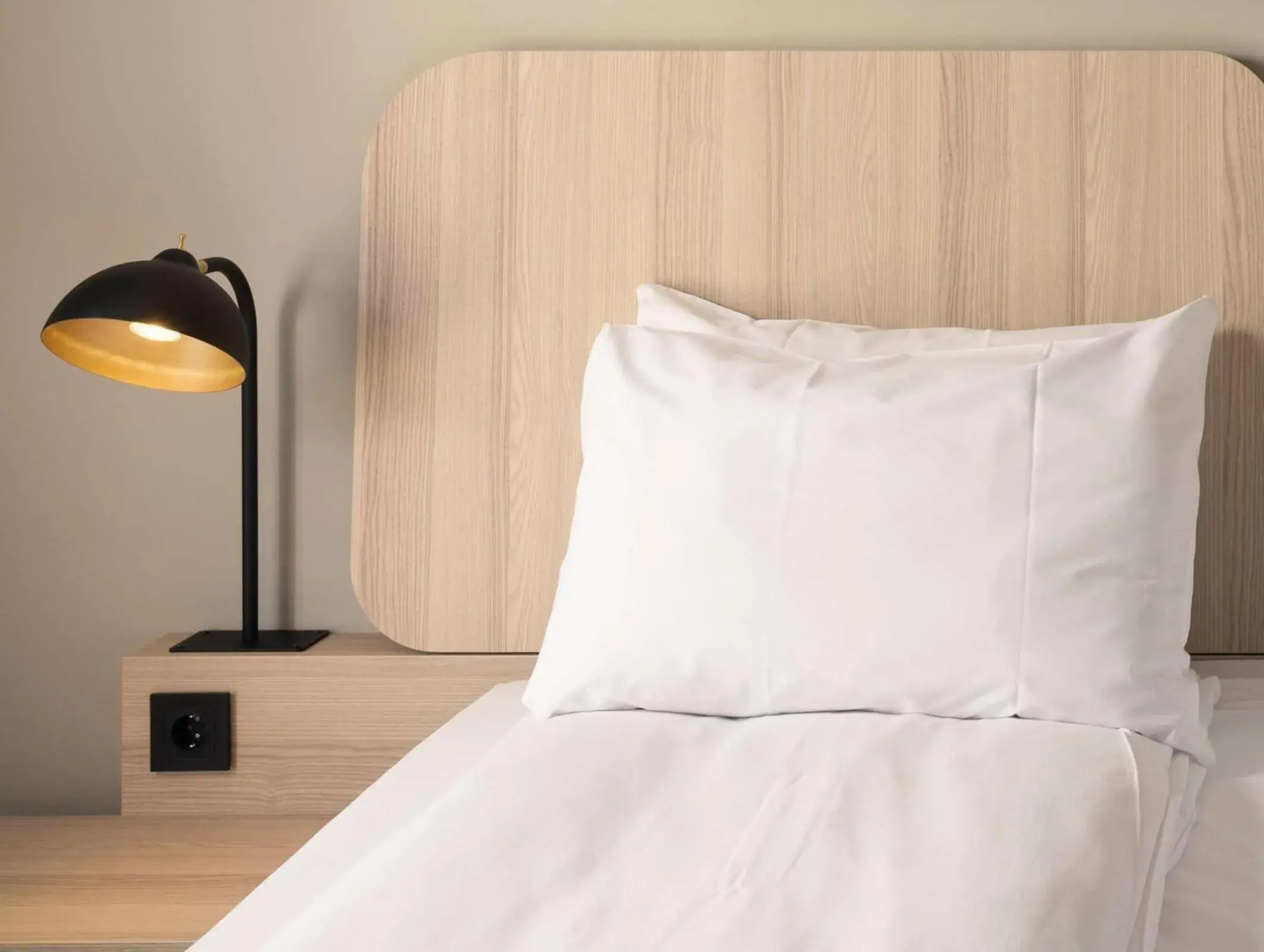 Bedroom, Bed in Scandic Holberg Bedroom, Bed in Scandic Holberg