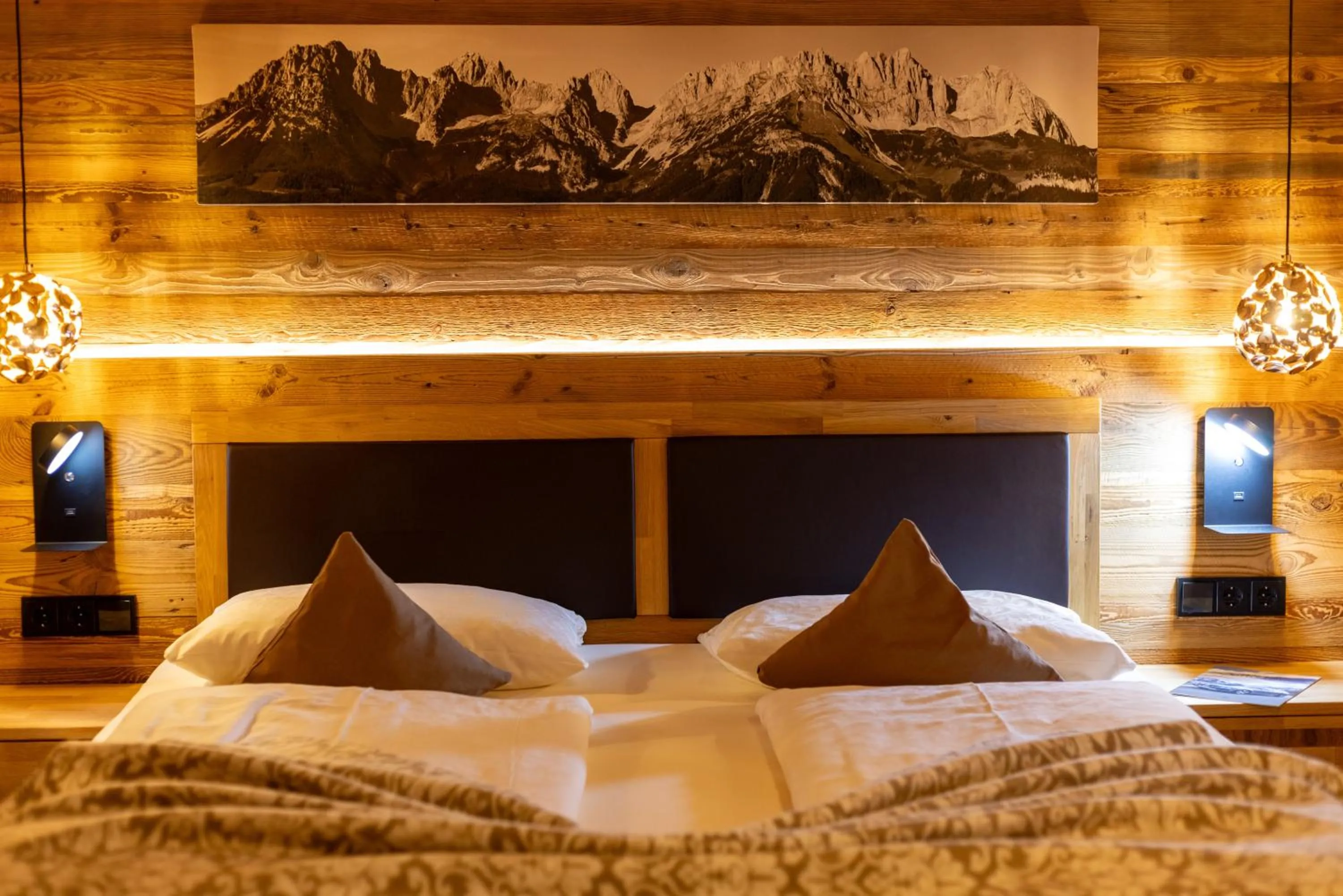 Bed in Hotel Victoria